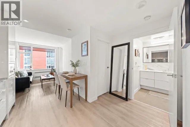 710 - 209 7TH AVENUE, Vancouver 3
