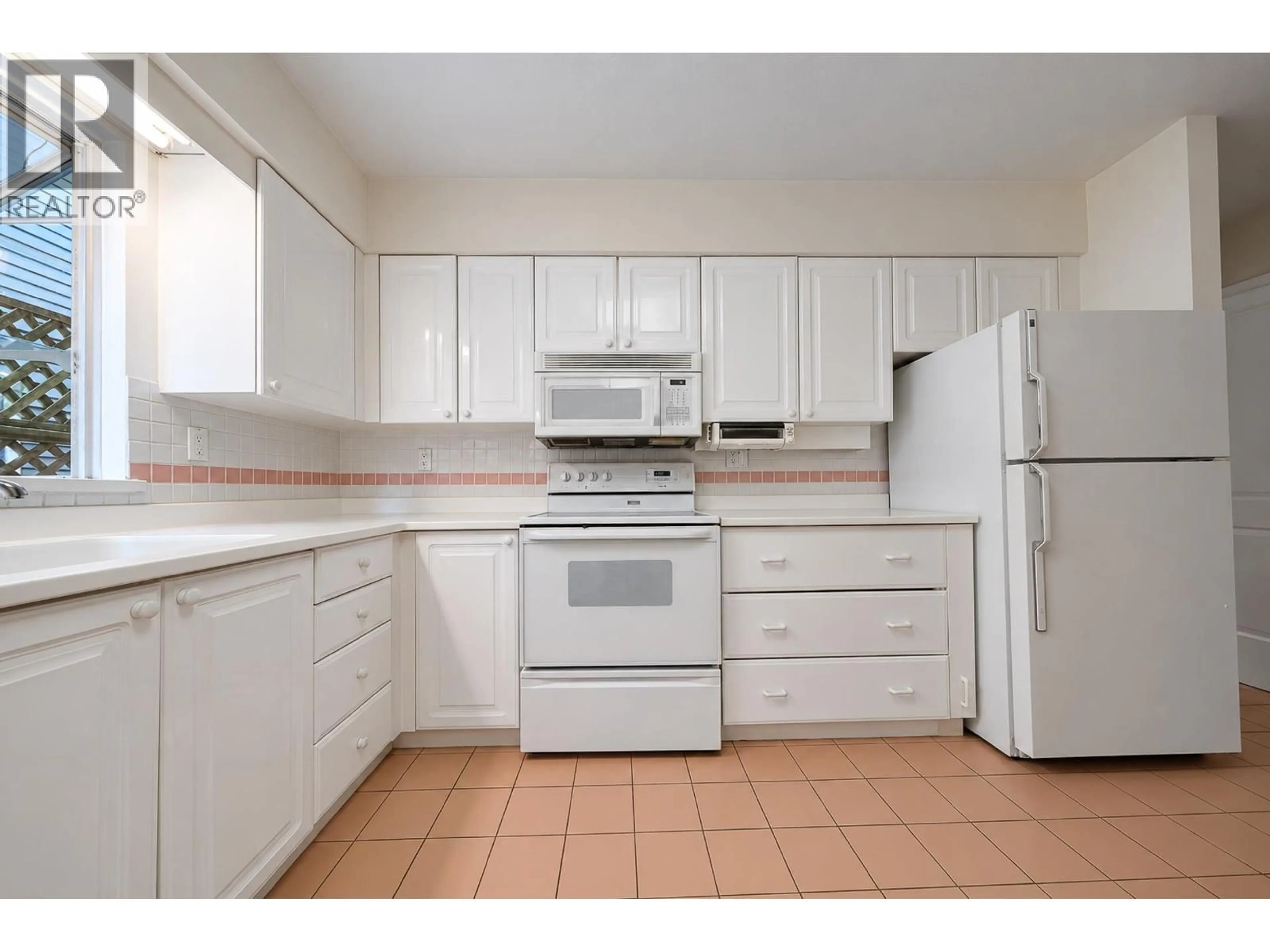 Standard kitchen, unknown for 1919 CREELMAN AVENUE, Vancouver British Columbia V6J1B8