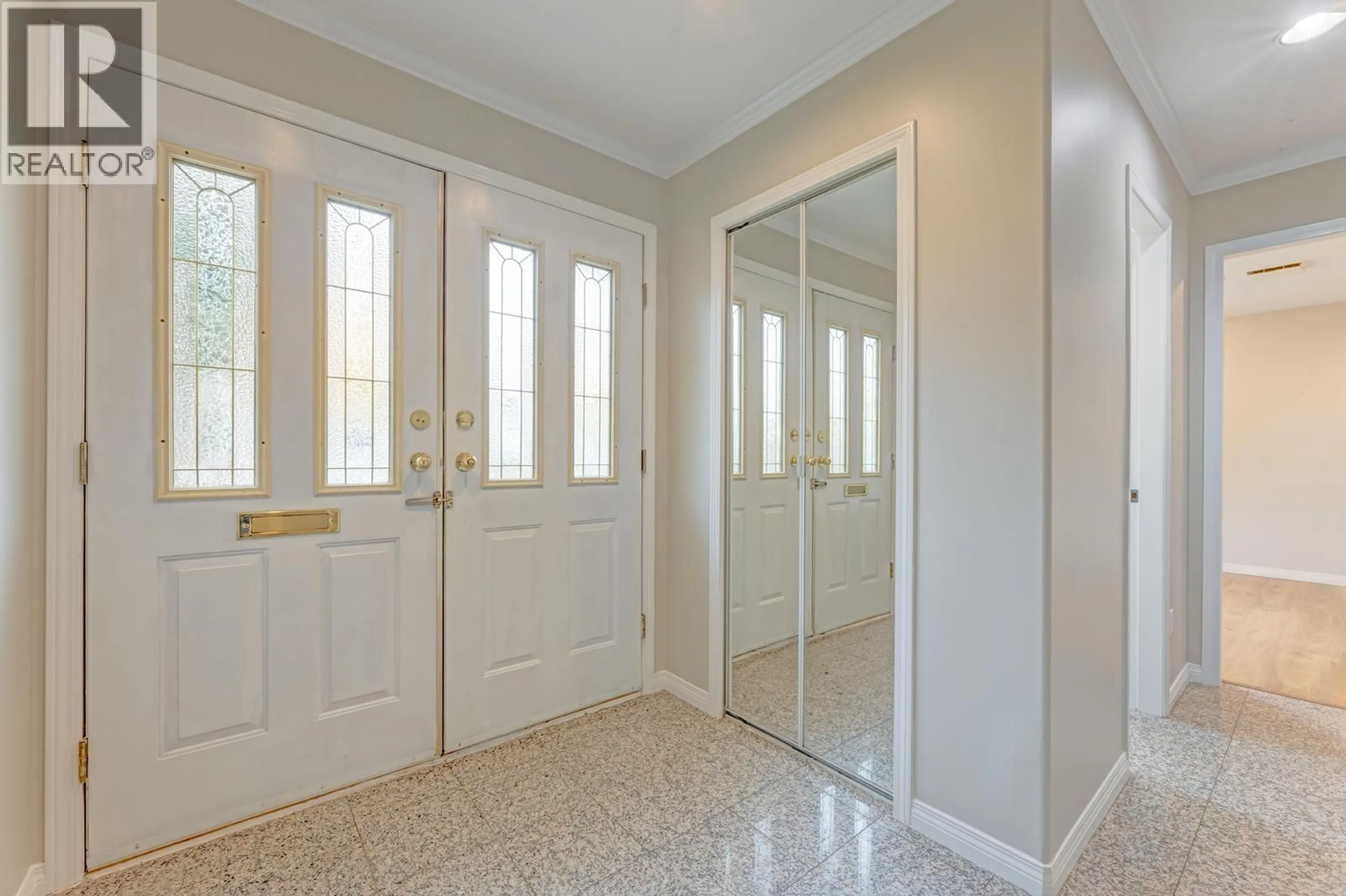 Indoor entryway for 3028 26TH AVENUE, Vancouver British Columbia V5R1L6