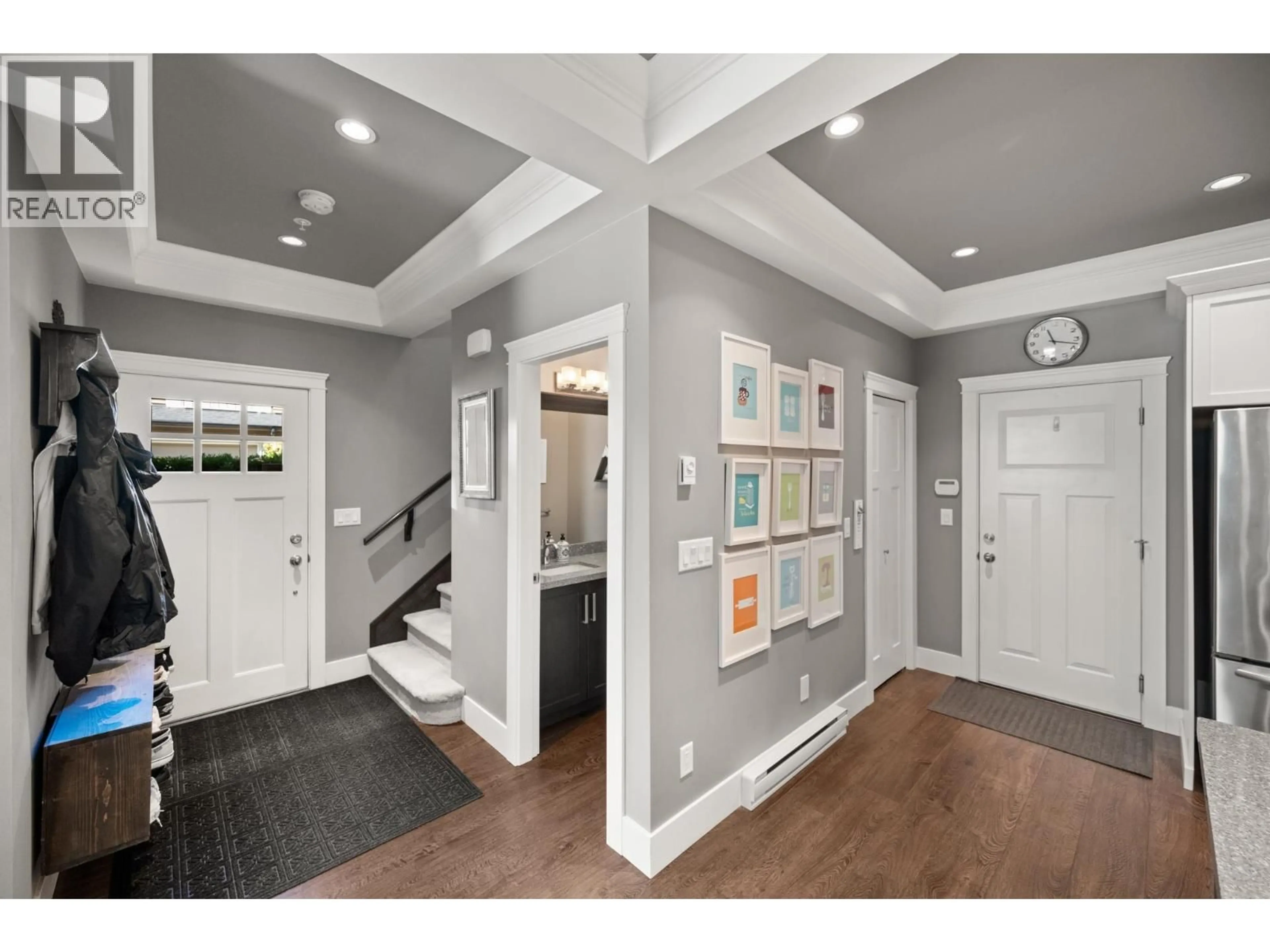 Indoor entryway for 17 - 19095 MITCHELL ROAD, Pitt Meadows British Columbia V3Y0G2