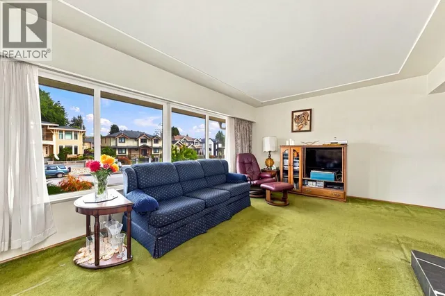4335 BARKER AVENUE, Burnaby 3