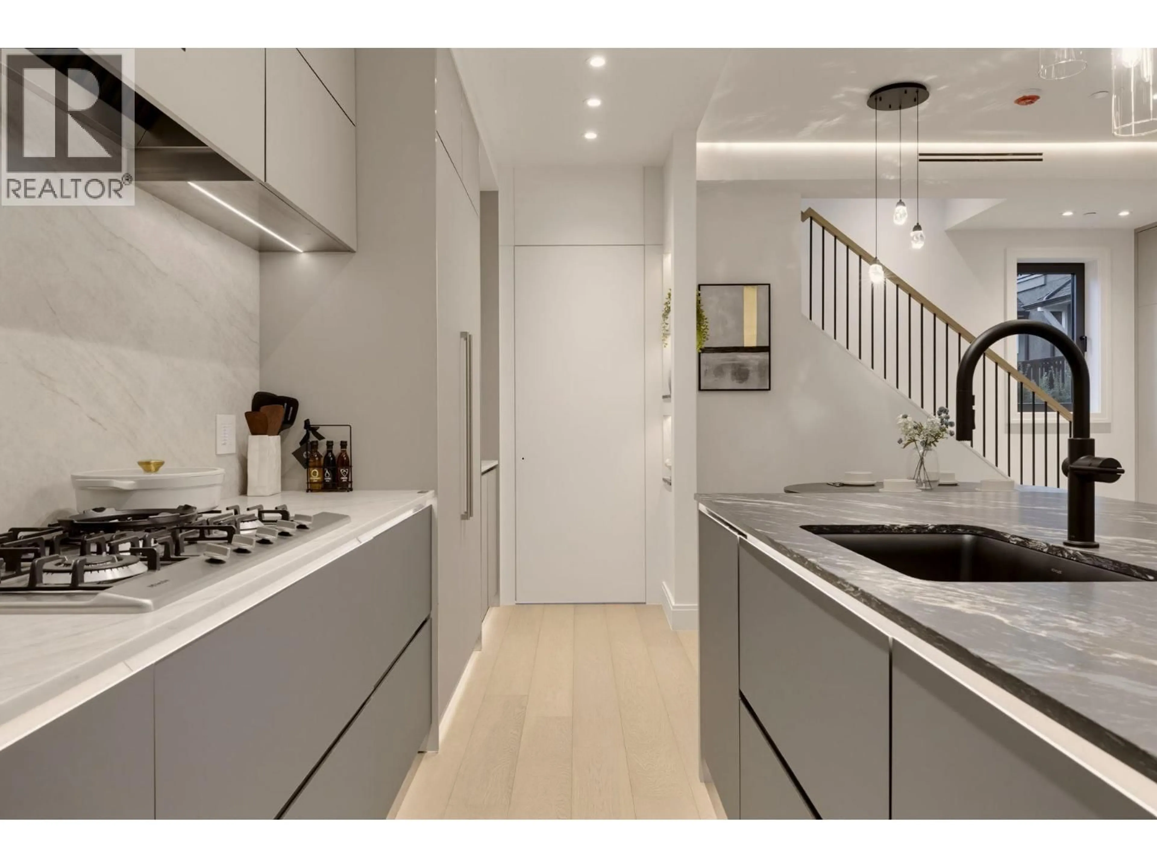 Contemporary kitchen, unknown for 1179 33RD AVENUE, Vancouver British Columbia V6M1A3