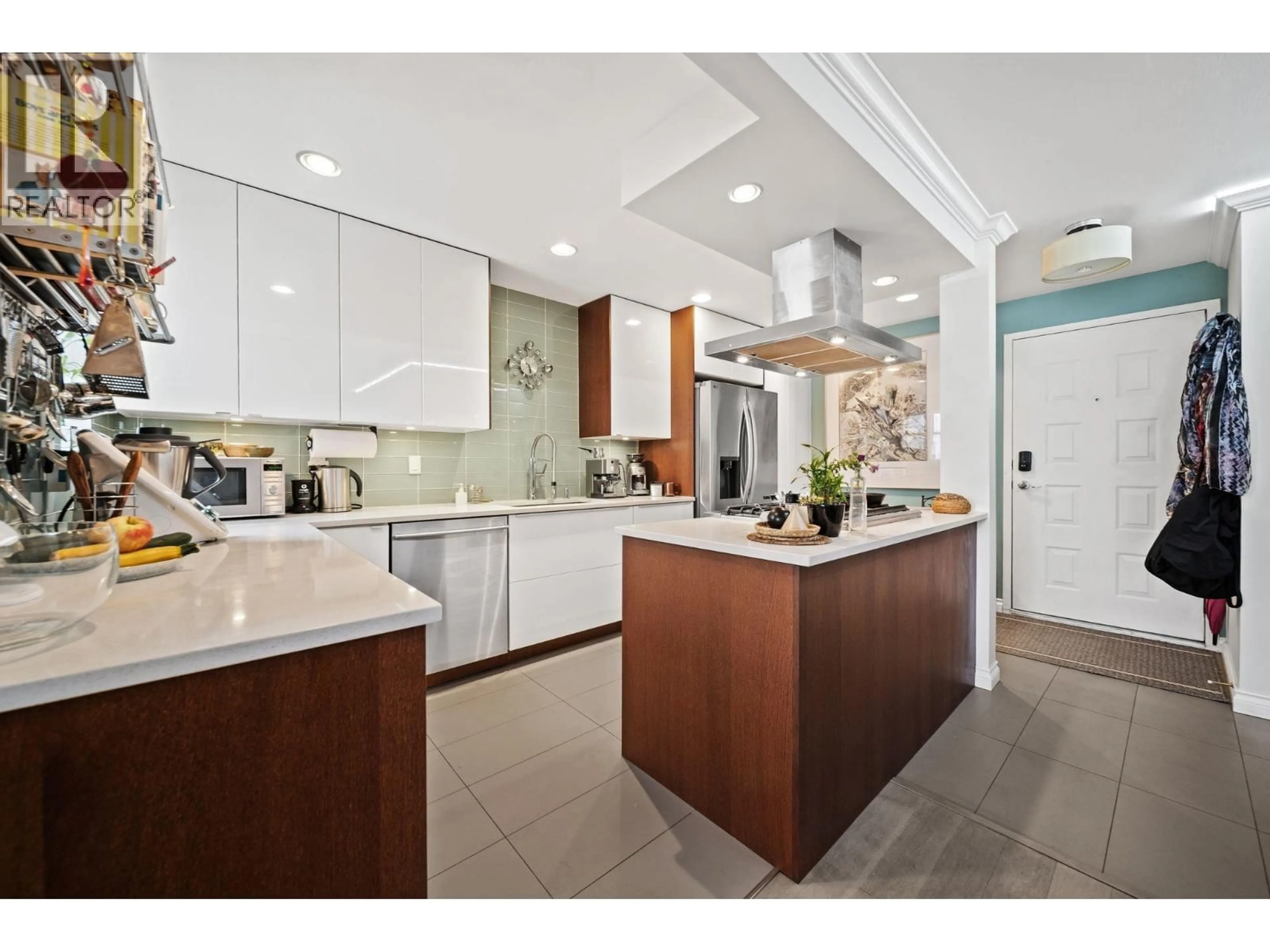 Contemporary kitchen, ceramic/tile floor for 6 - 1234 7TH AVENUE, Vancouver British Columbia V6H1B6