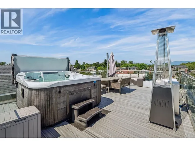 72 57TH AVENUE, Vancouver 3