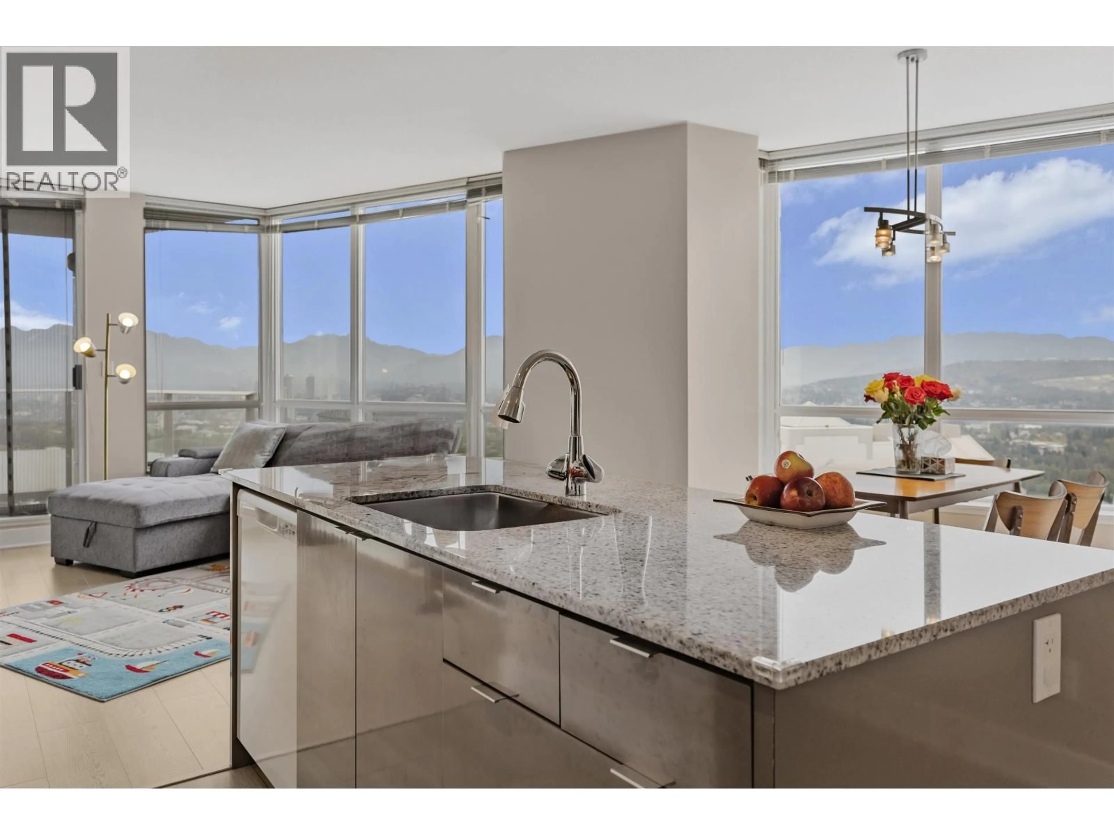 Open concept kitchen, ceramic/tile floor for 2703 - 4808 HAZEL STREET, Burnaby British Columbia V5H0A2