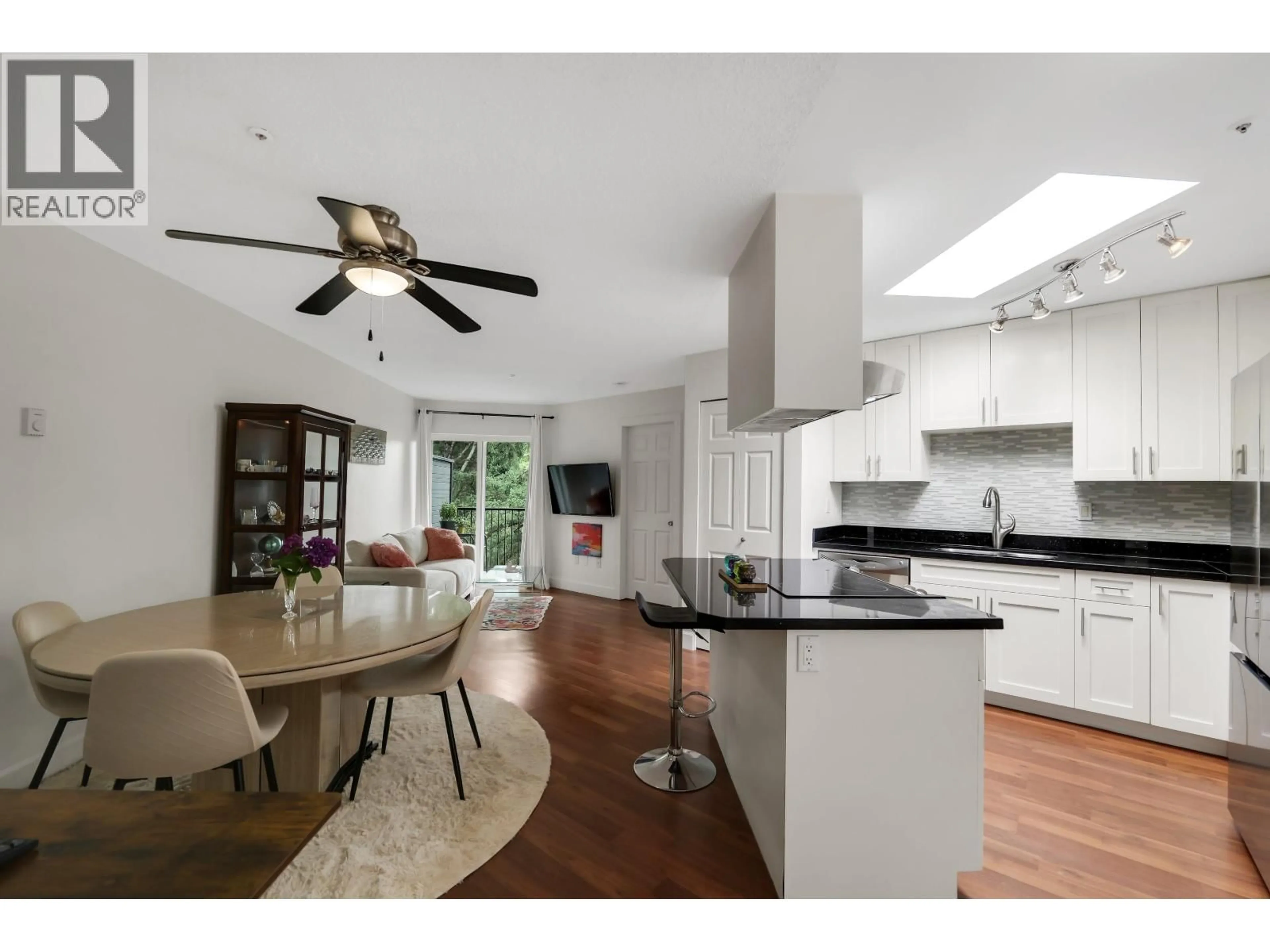 Open concept kitchen, unknown for B310 - 40120 WILLOW CRESCENT, Squamish British Columbia V8B0L7