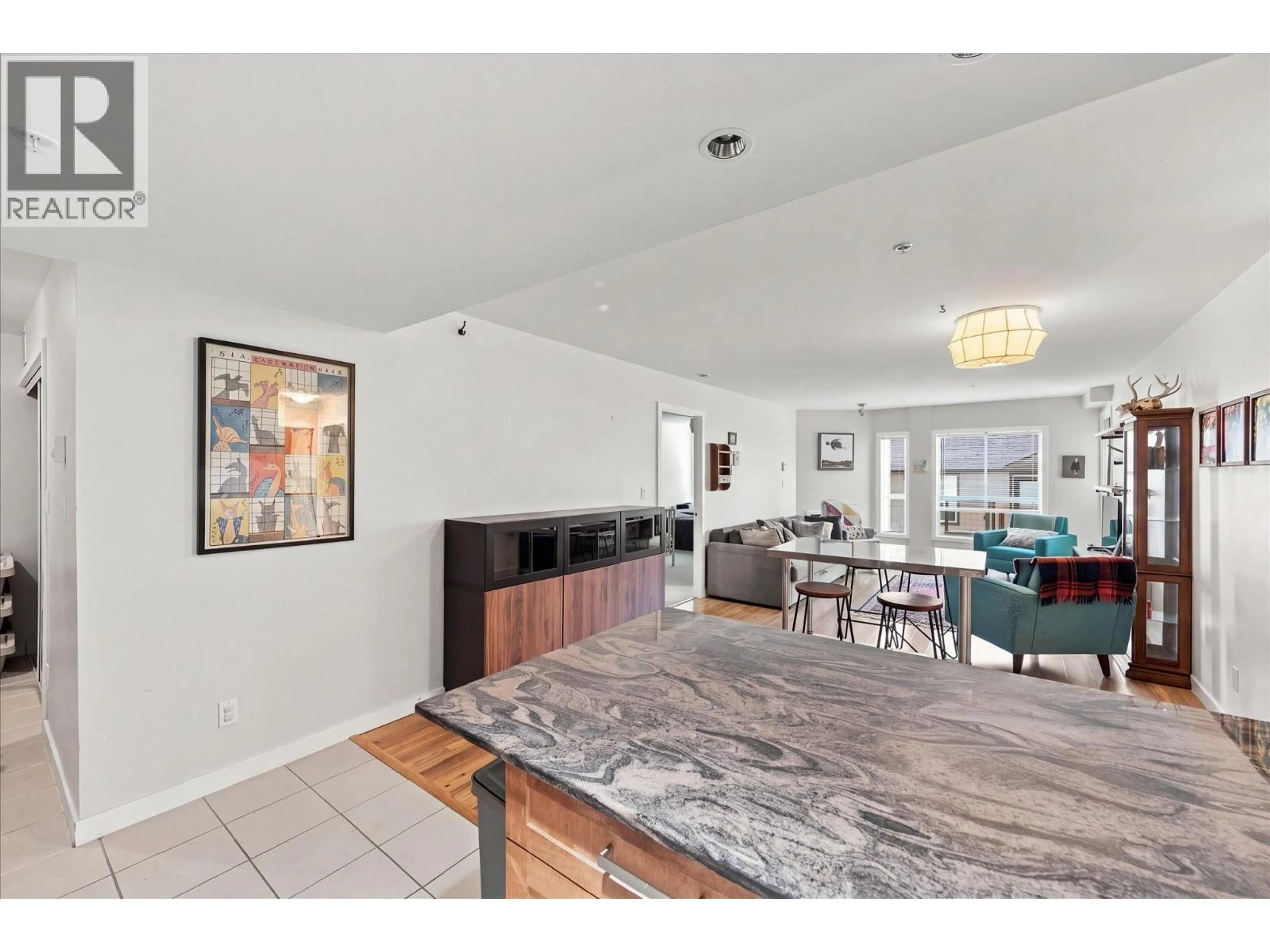 Open concept kitchen, ceramic/tile floor for 207 - 1212 MAIN STREET, Squamish British Columbia V8B0S1