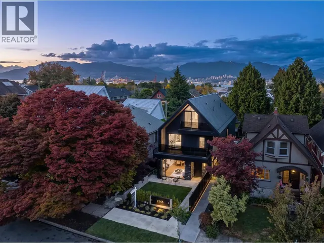 2 - 2145 NAPIER STREET, Vancouver 4