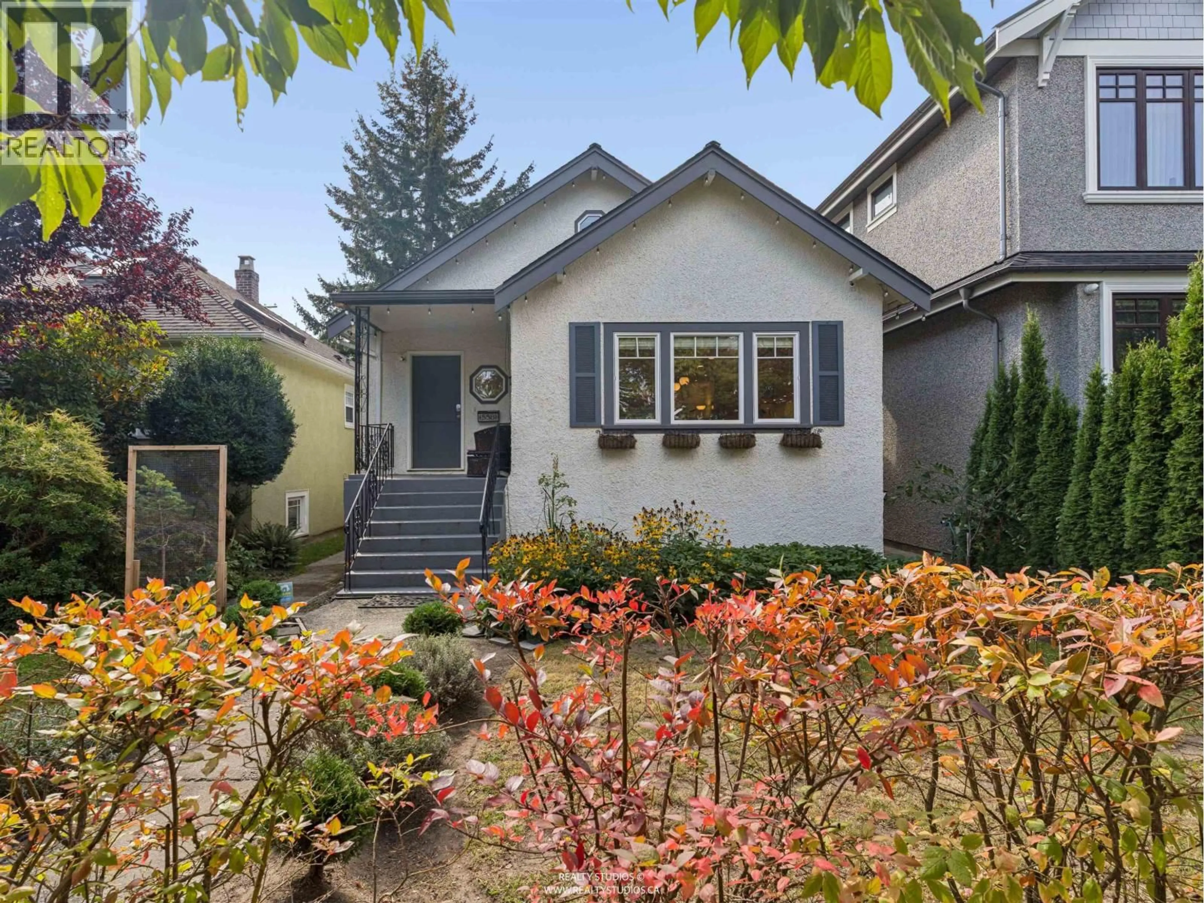 Home with vinyl exterior material, street for 558 19TH AVENUE, Vancouver British Columbia V5Z1V6