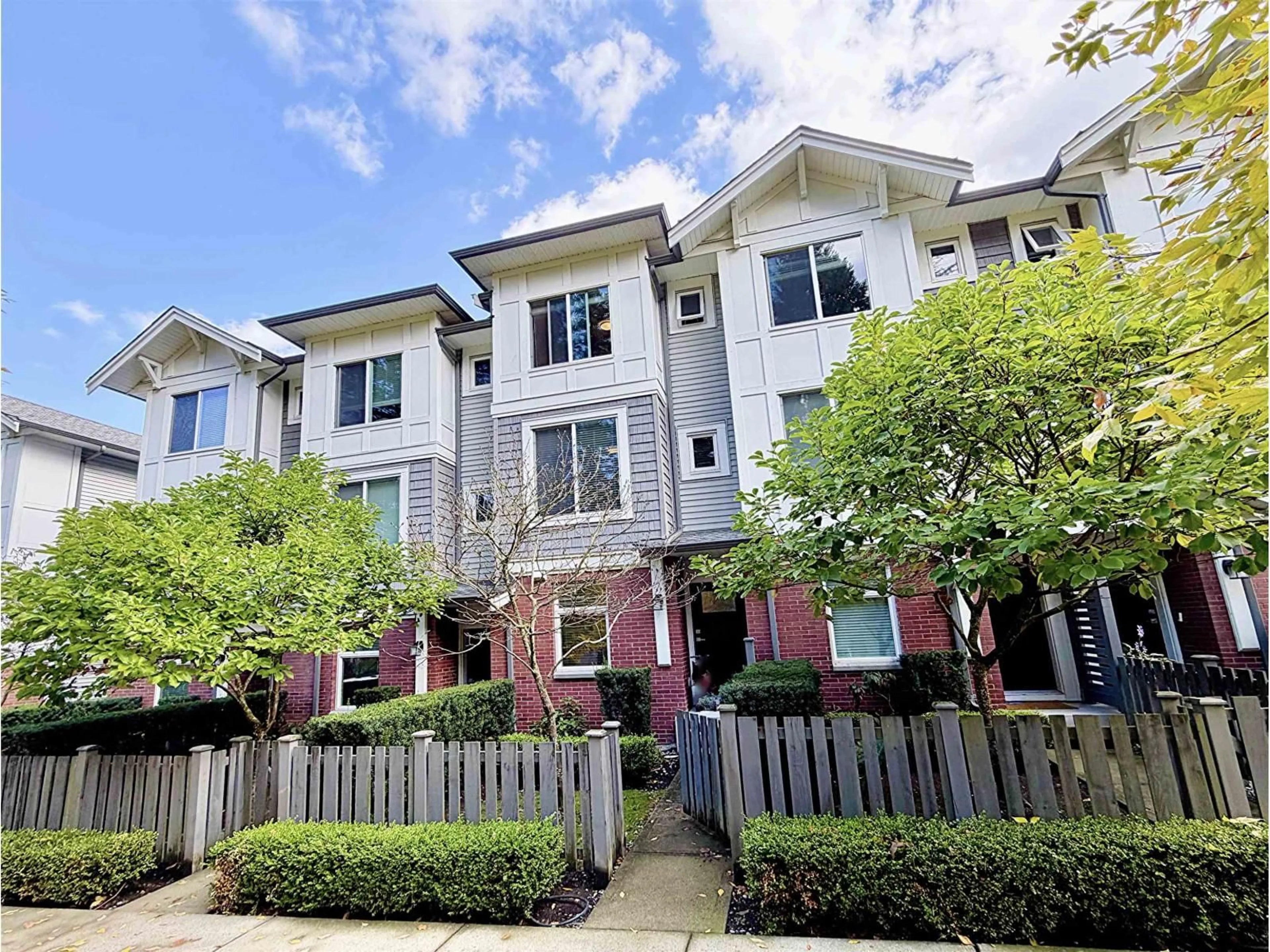 A pic from outside/outdoor area/front of a property/back of a property/a pic from drone, street for 8 - 9718 161A STREET, Surrey British Columbia V4N6S7