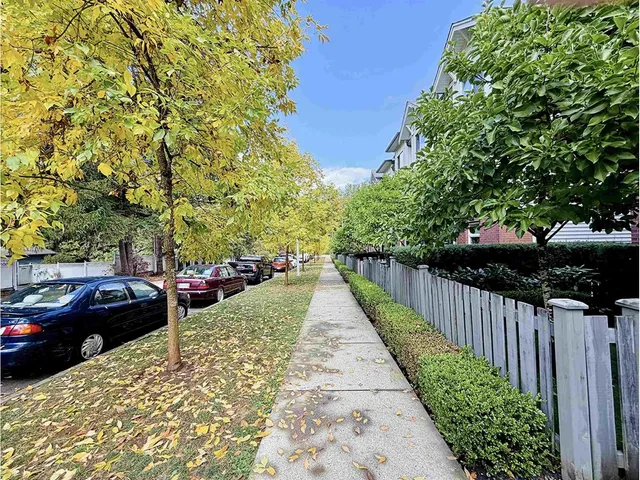 8 - 9718 161A STREET, Surrey 3
