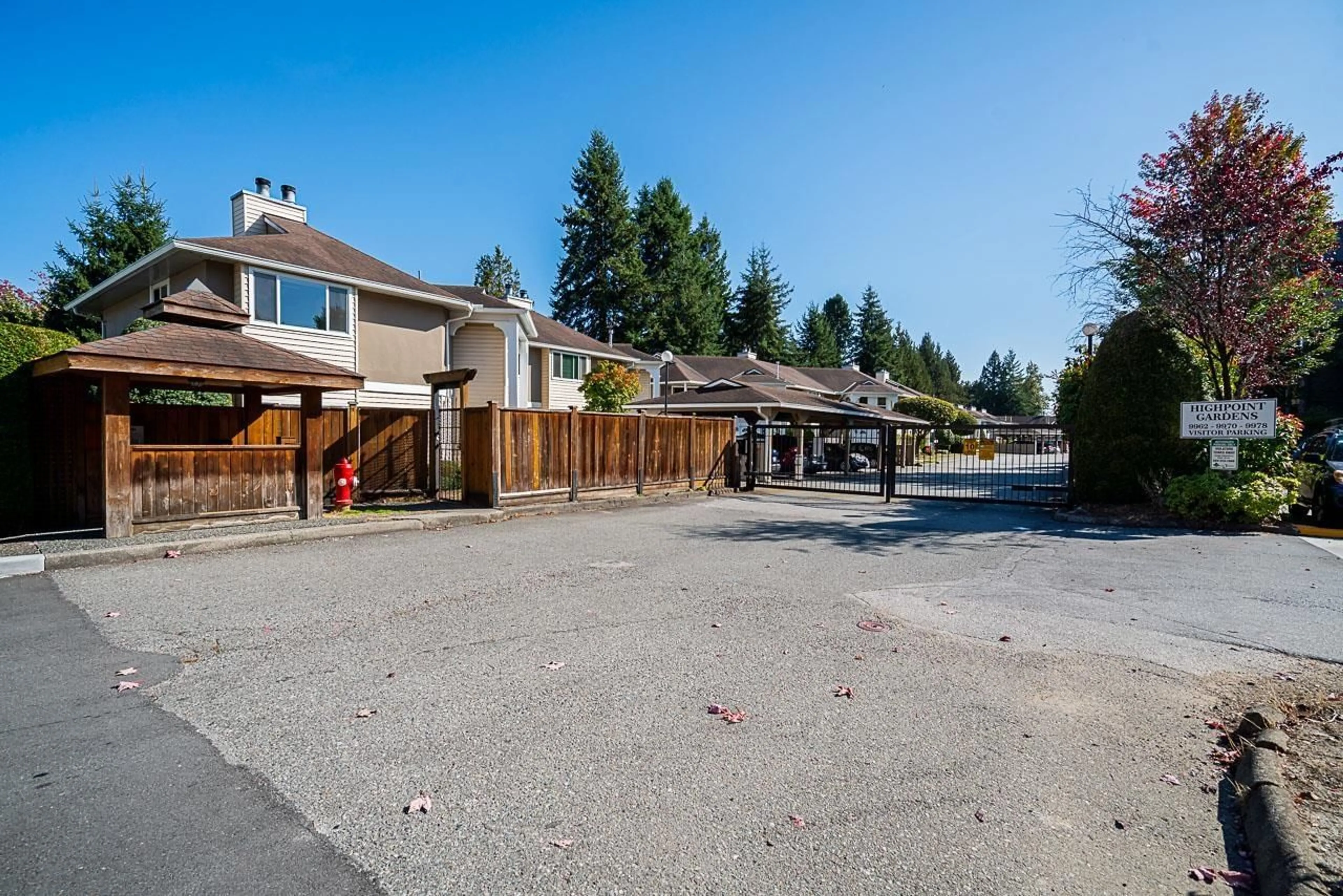 Patio, unknown for 51 - 14840 100 AVENUE, Surrey British Columbia V3R9M3