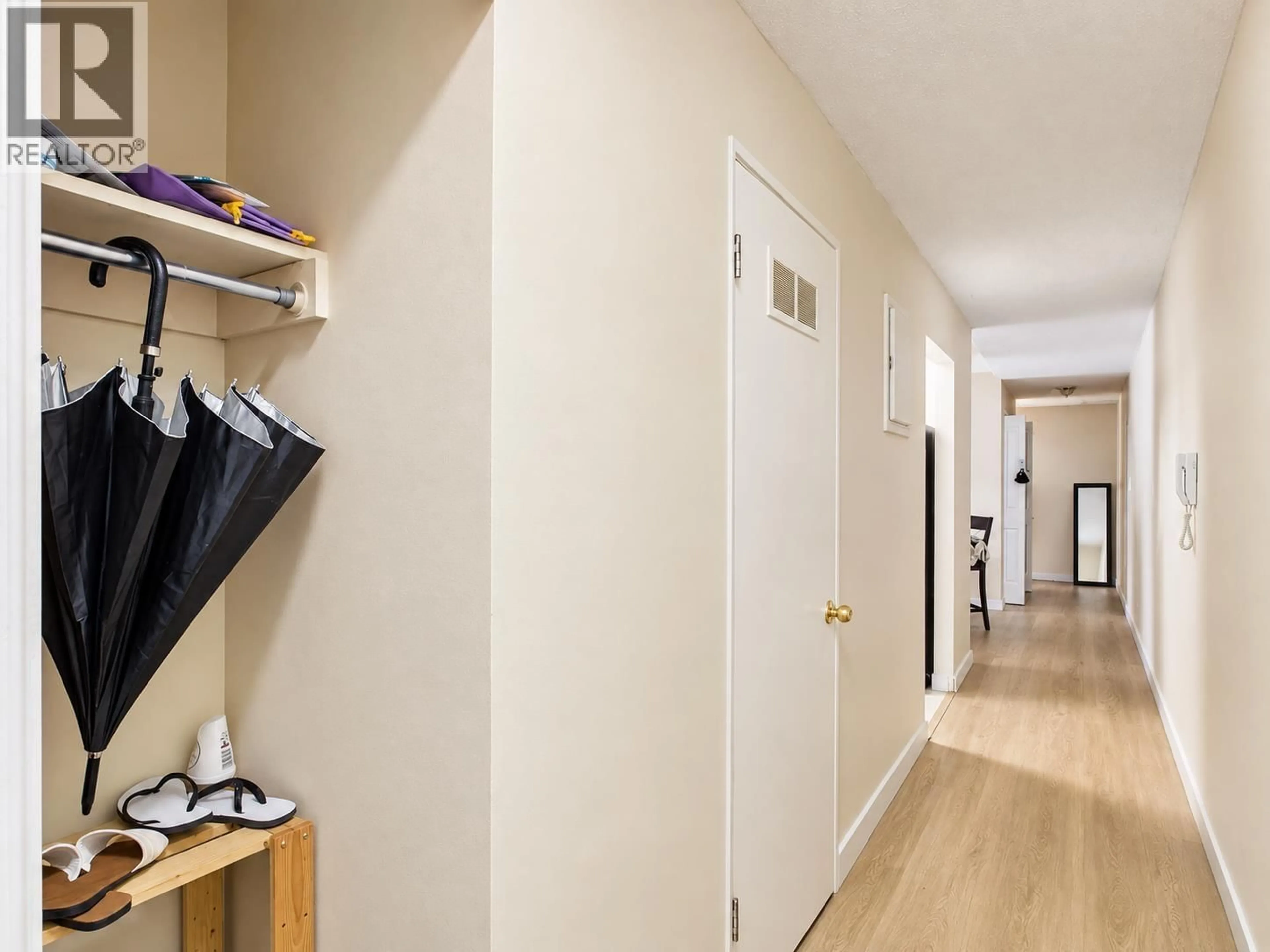Indoor entryway for 117 - 8031 RYAN ROAD, Richmond British Columbia V7A2E4
