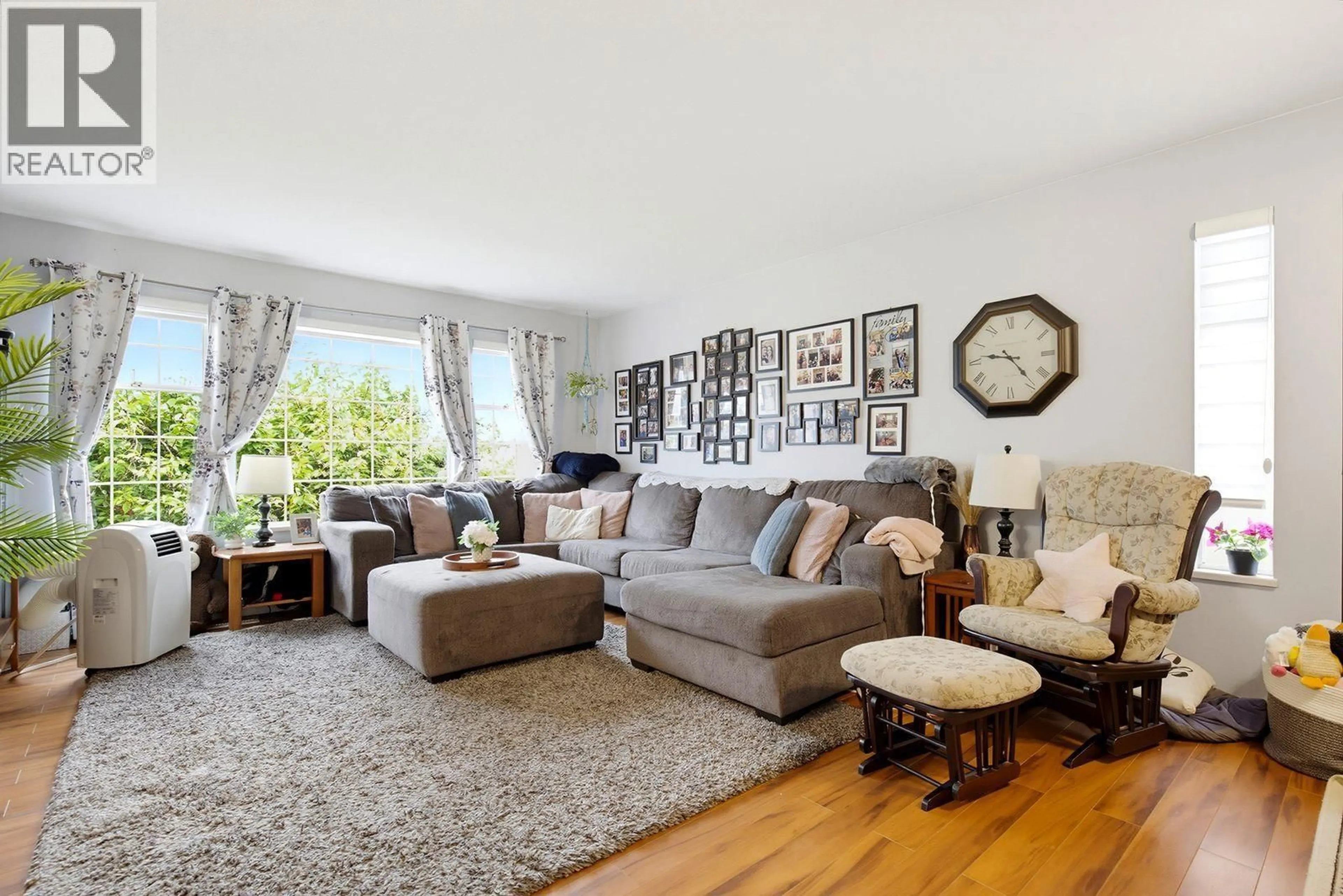 Living room with furniture, unknown for 12476 231B STREET, Maple Ridge British Columbia V2X0G1