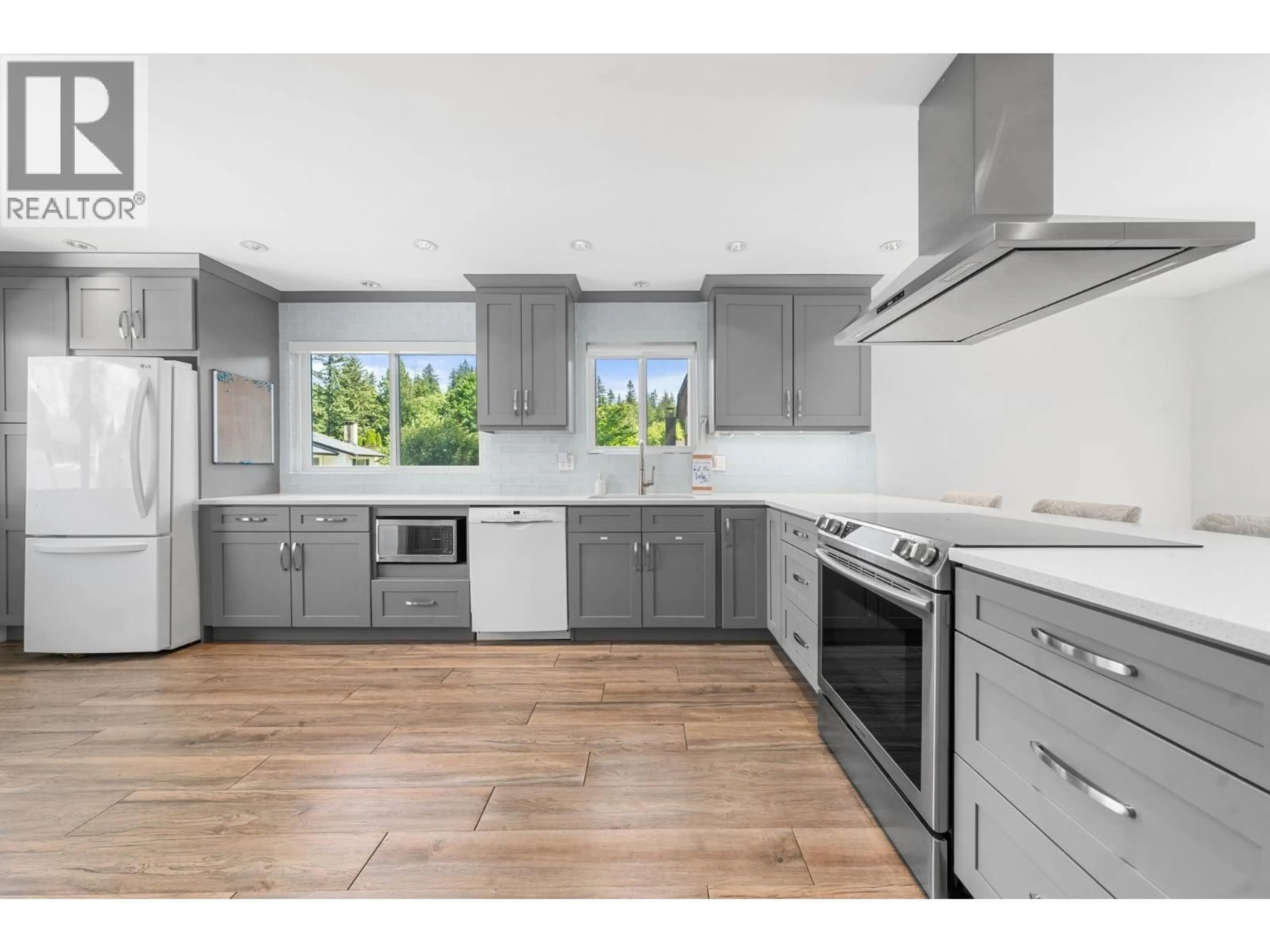 Open concept kitchen, unknown for 1231 RIVER DRIVE, Coquitlam British Columbia V3E1N7