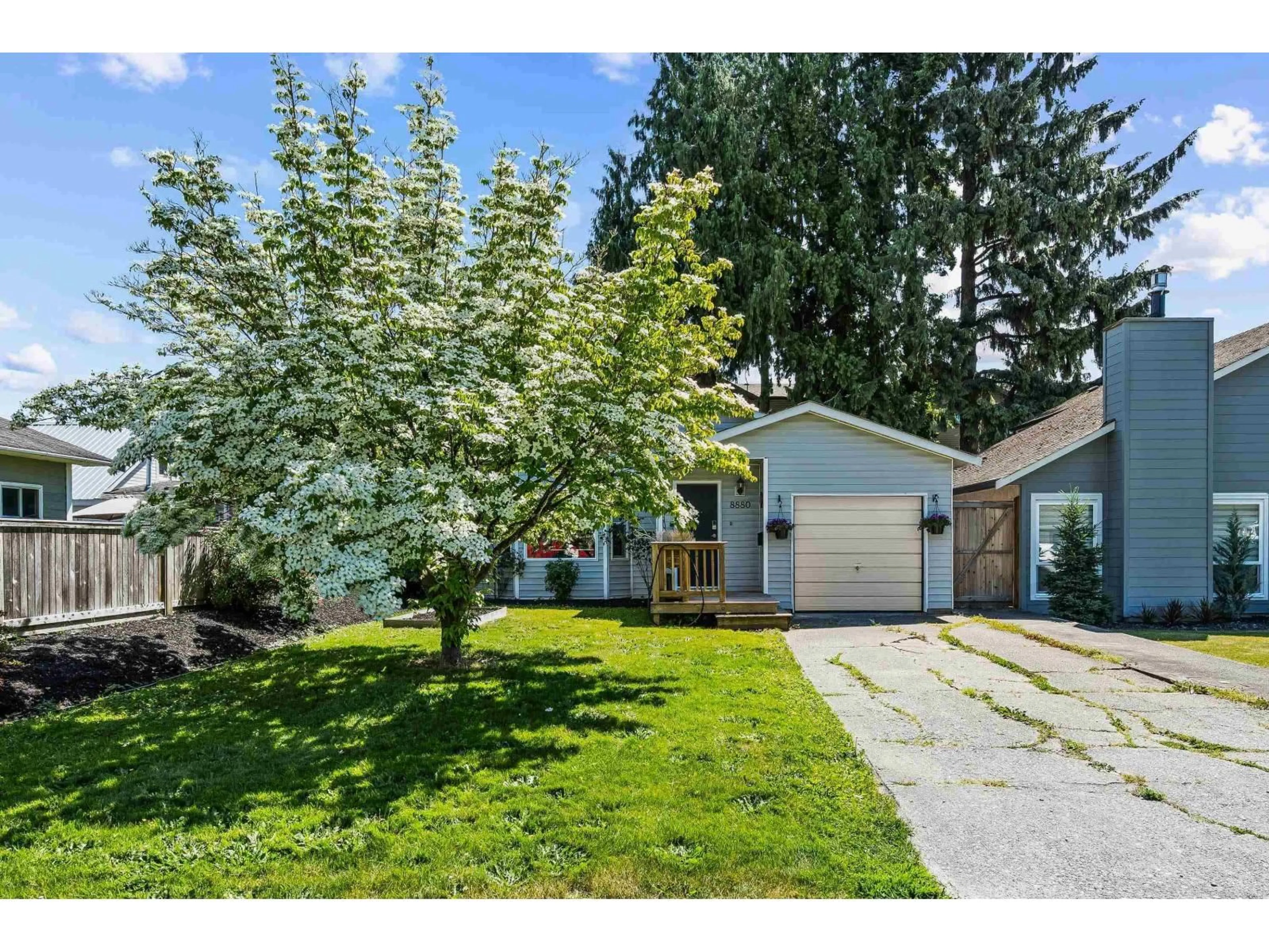 Home with vinyl exterior material, street for 8880 ALLARD STREET, Chilliwack British Columbia V2P7L4