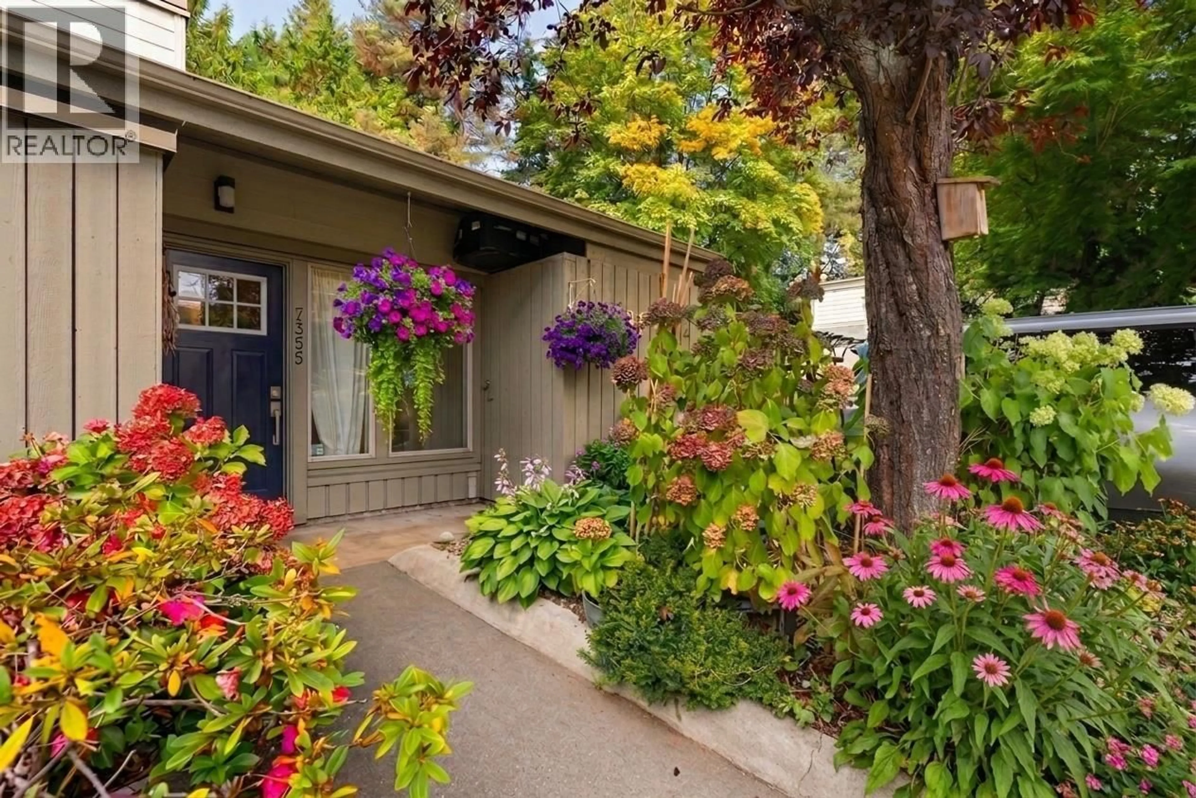 Patio, street for 7355 CELISTA DRIVE, Vancouver British Columbia V5S4A1