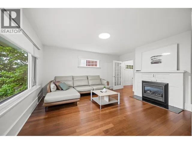 3276 W 21ST AVENUE, Vancouver 3