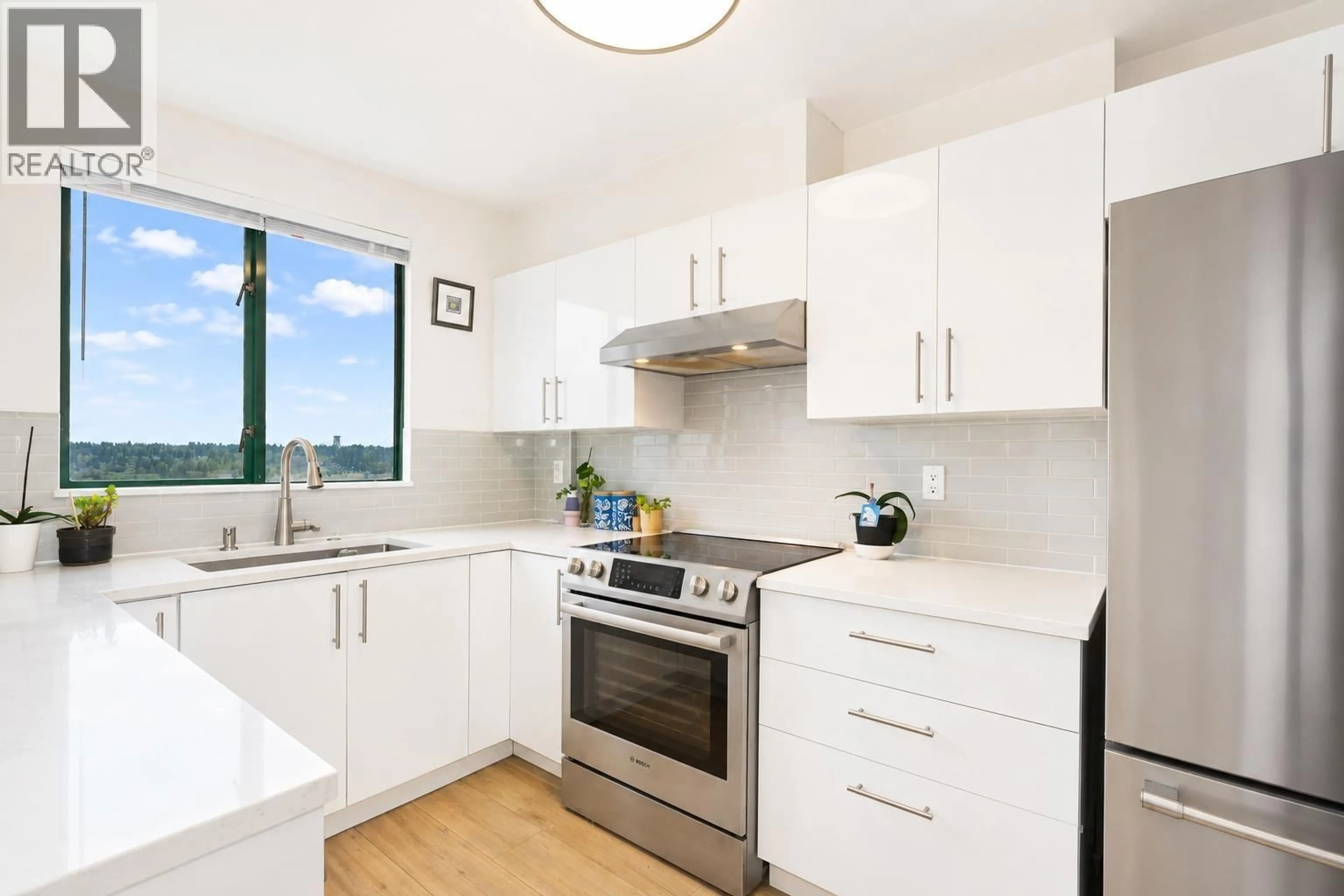 Standard kitchen, unknown for 1205 - 420 CARNARVON STREET, New Westminster British Columbia V3L5P1