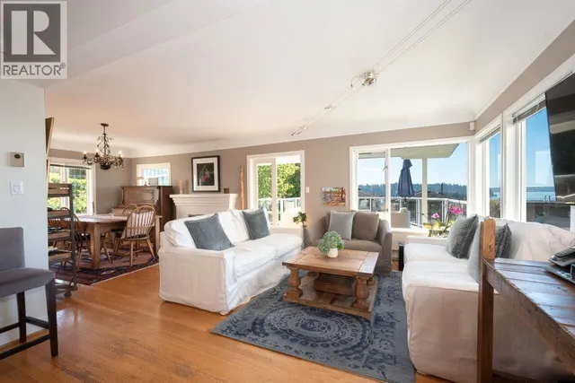 1104 ESQUIMALT AVENUE, West Vancouver 5