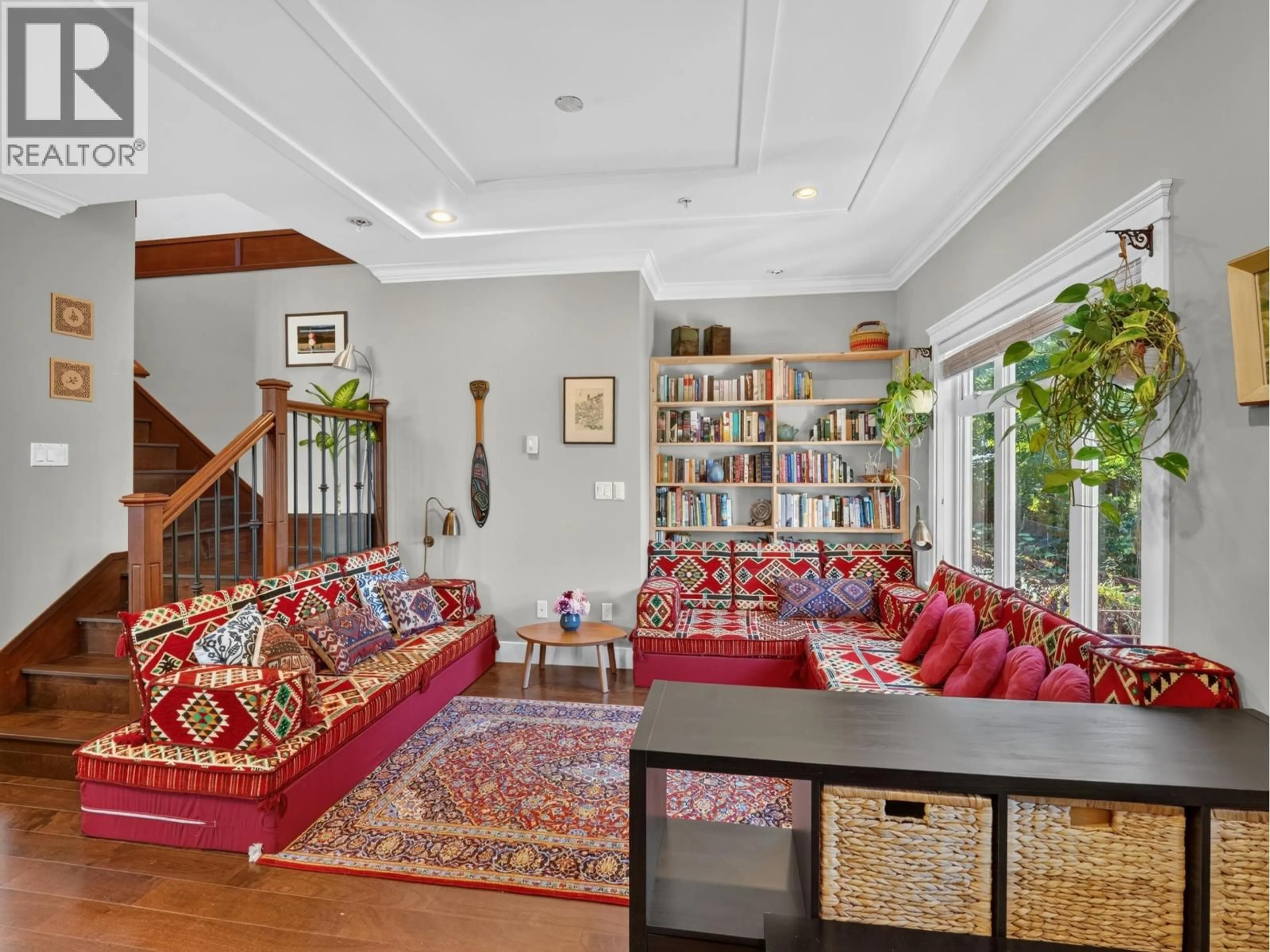 Living room with furniture, unknown for 5502 DUNDEE STREET, Vancouver British Columbia V5R3T9
