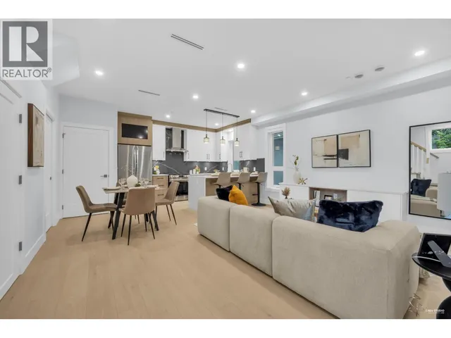 2619 MCGILL STREET, Vancouver 4