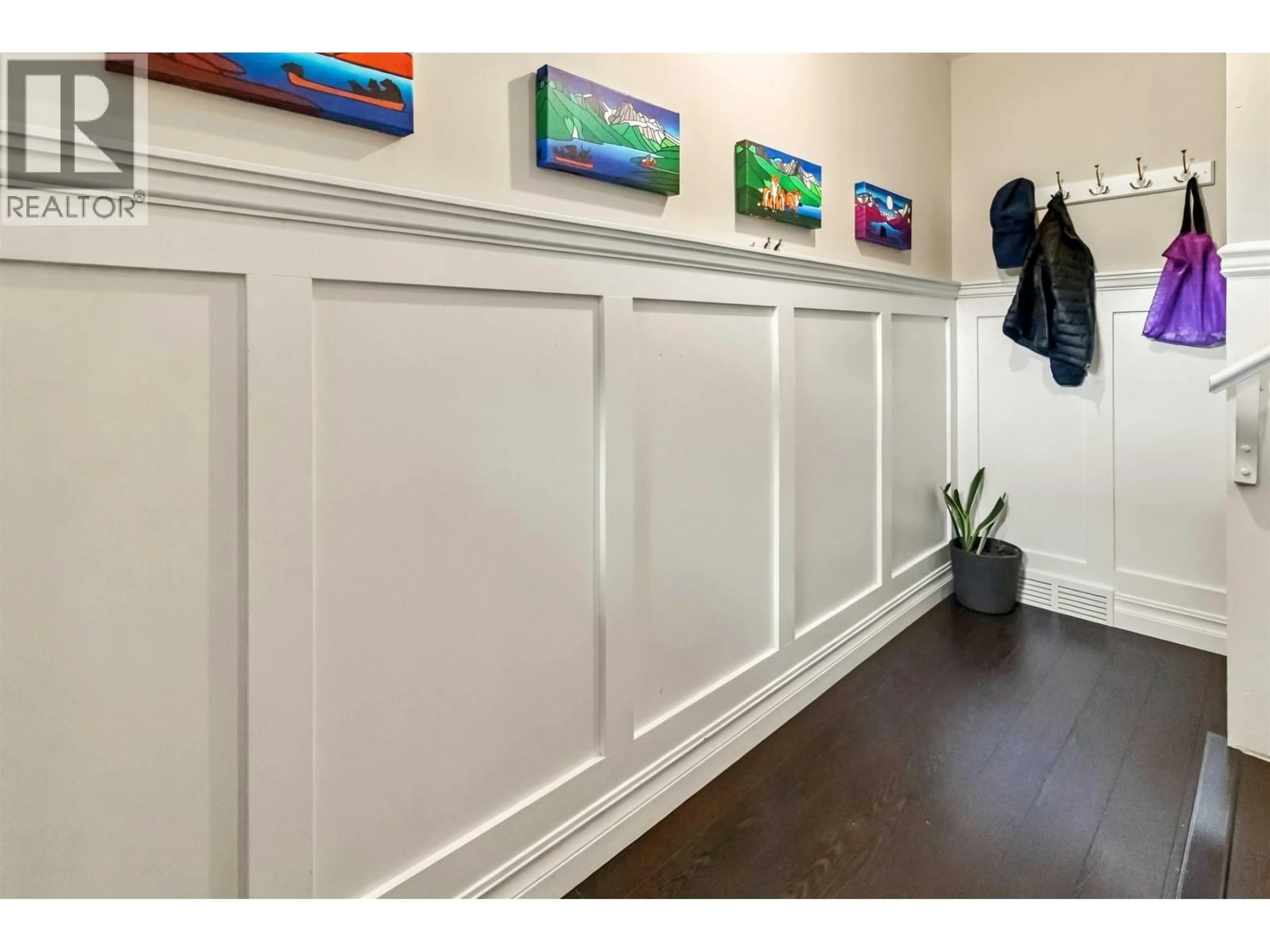 Indoor entryway for 146 - 1140 CASTLE CRESCENT, Port Coquitlam British Columbia V3L5R2