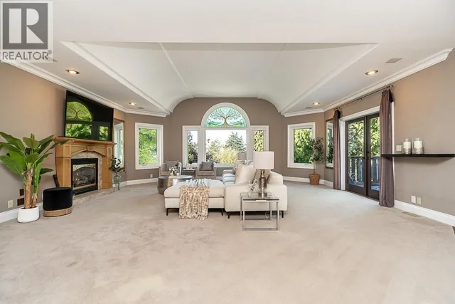6469 MARINE DRIVE, Burnaby 4