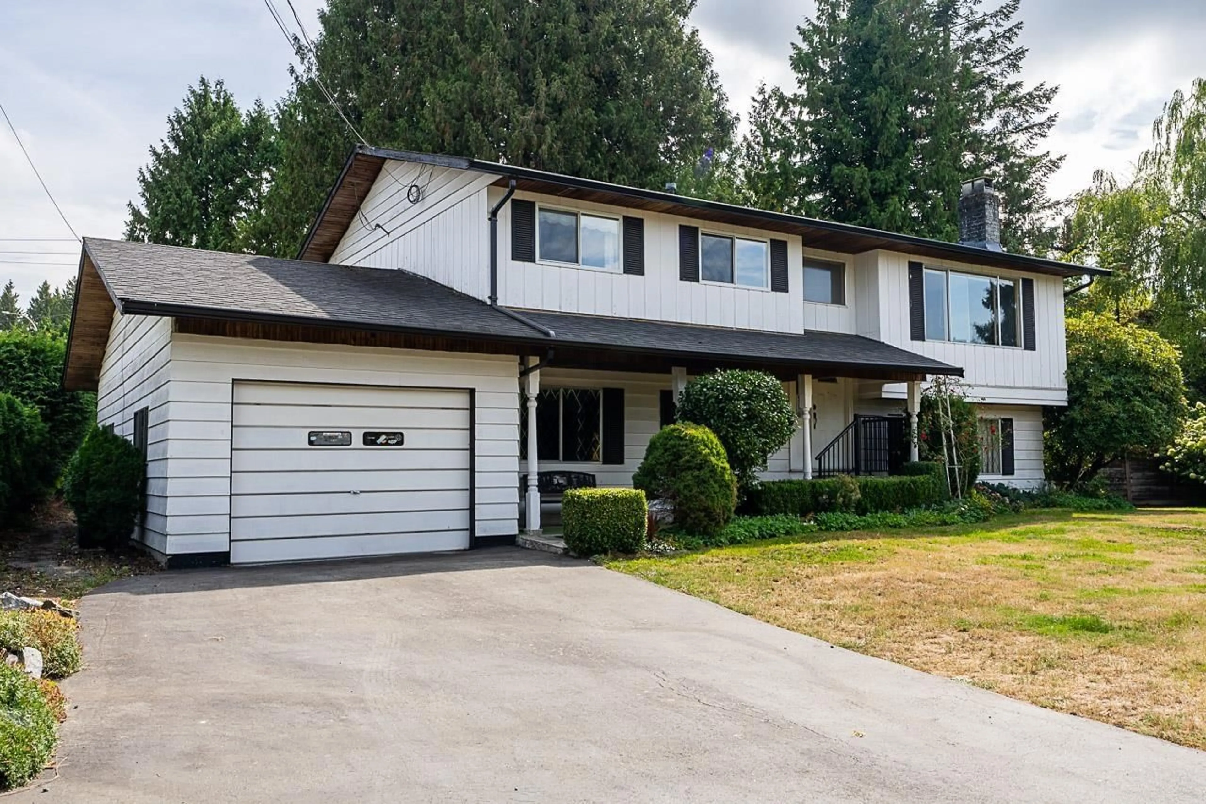 Home with vinyl exterior material, street for 11142 PATRICIA DRIVE DRIVE, Delta British Columbia V4C3A4
