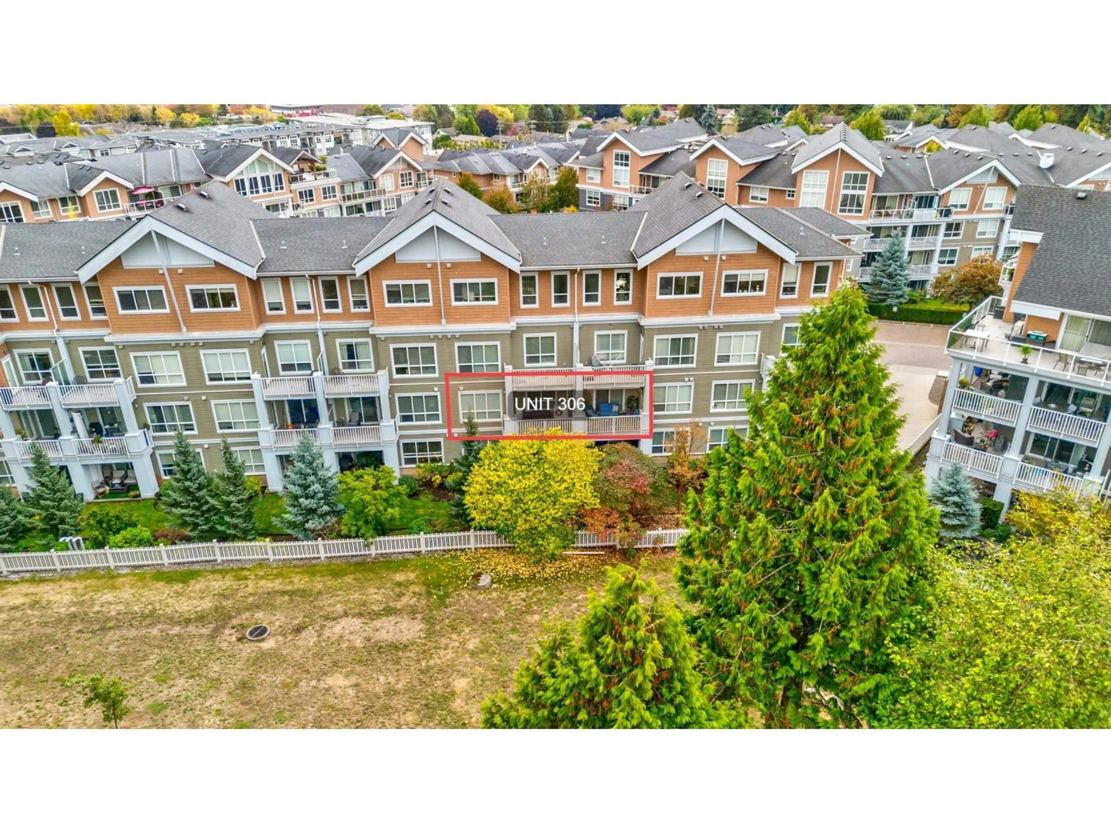 A pic from outside/outdoor area/front of a property/back of a property/a pic from drone, unknown for 306 - 6470 194 STREET, Surrey British Columbia V4N6J9