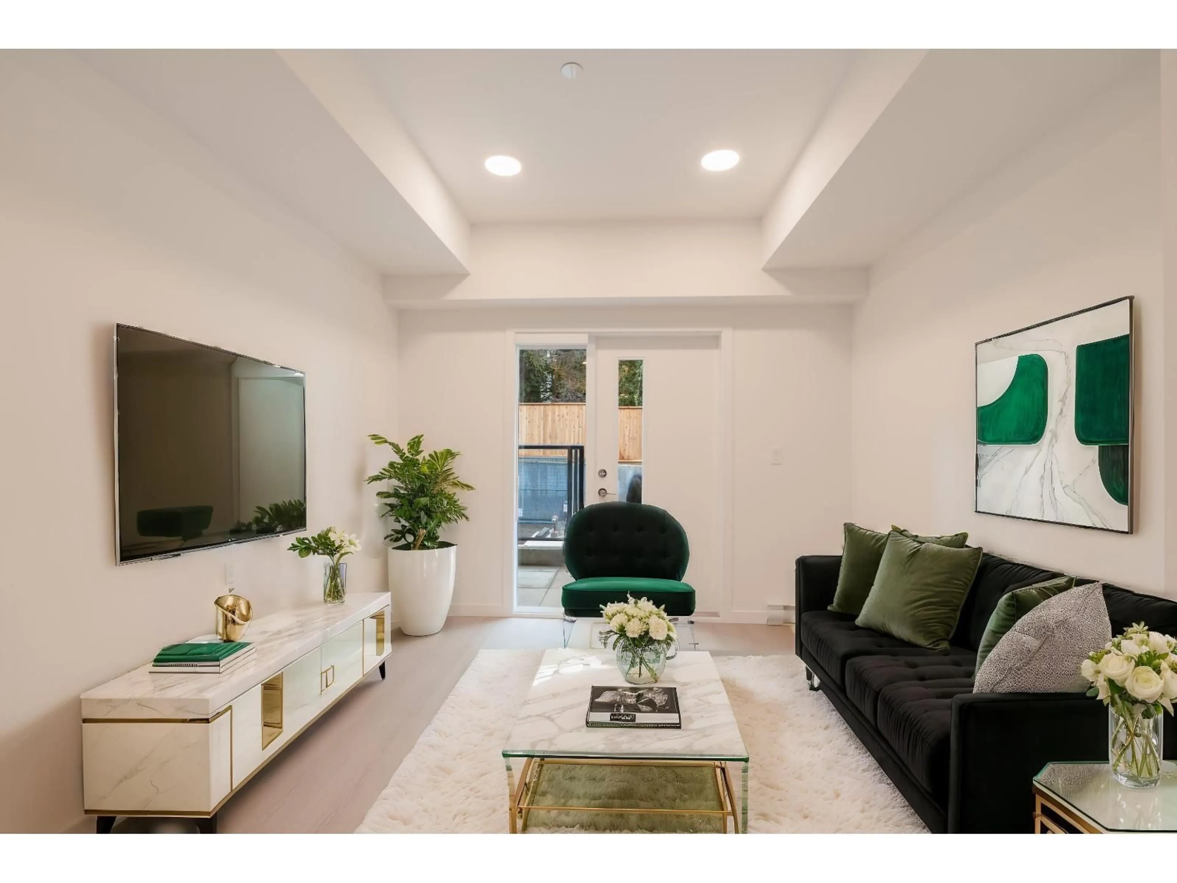 Living room with furniture, unknown for E115 - 10829 140 STREET, Surrey British Columbia V3R3G3