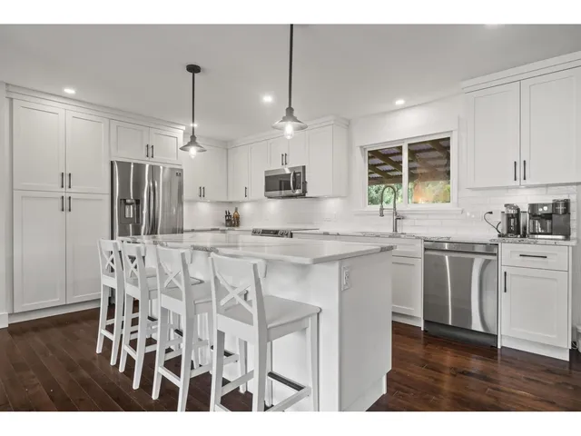 9650 ABERDEEN CRESCENT, Rosedale 2