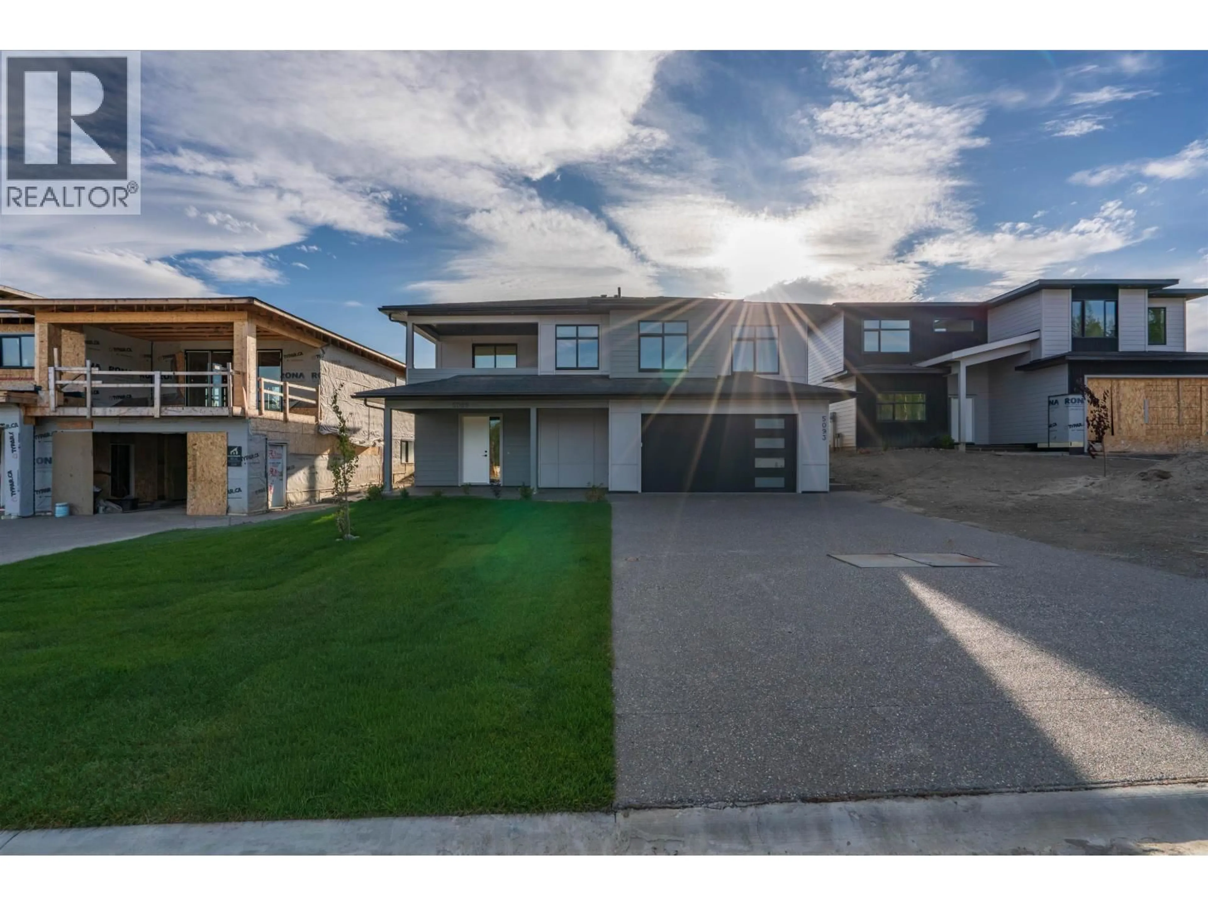 A pic from outside/outdoor area/front of a property/back of a property/a pic from drone, street for 5089 HEADLANDS HEIGHTS, Prince George British Columbia V2N0K6