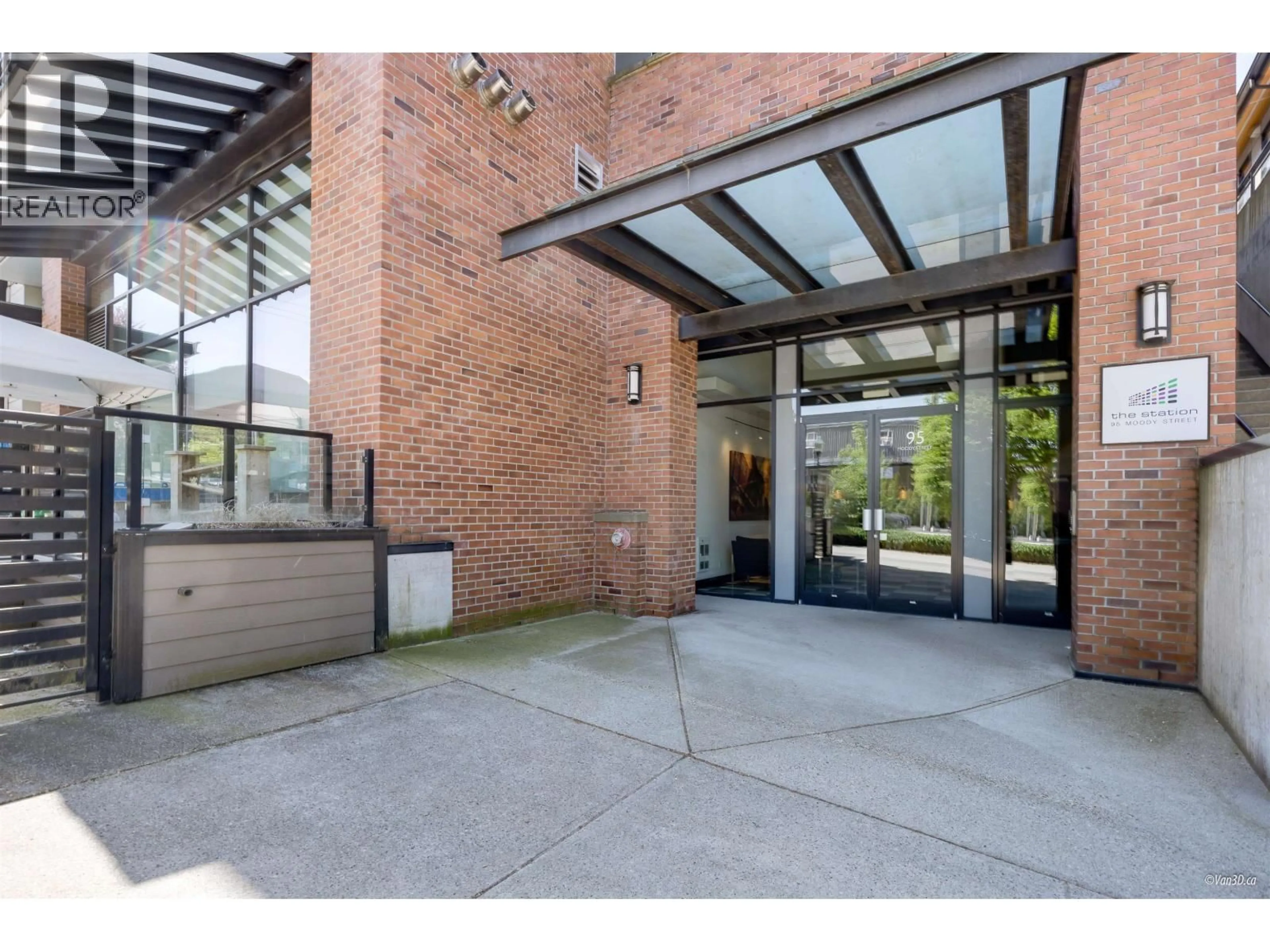 Indoor foyer for 613 - 95 MOODY STREET, Port Moody British Columbia V3H0H2