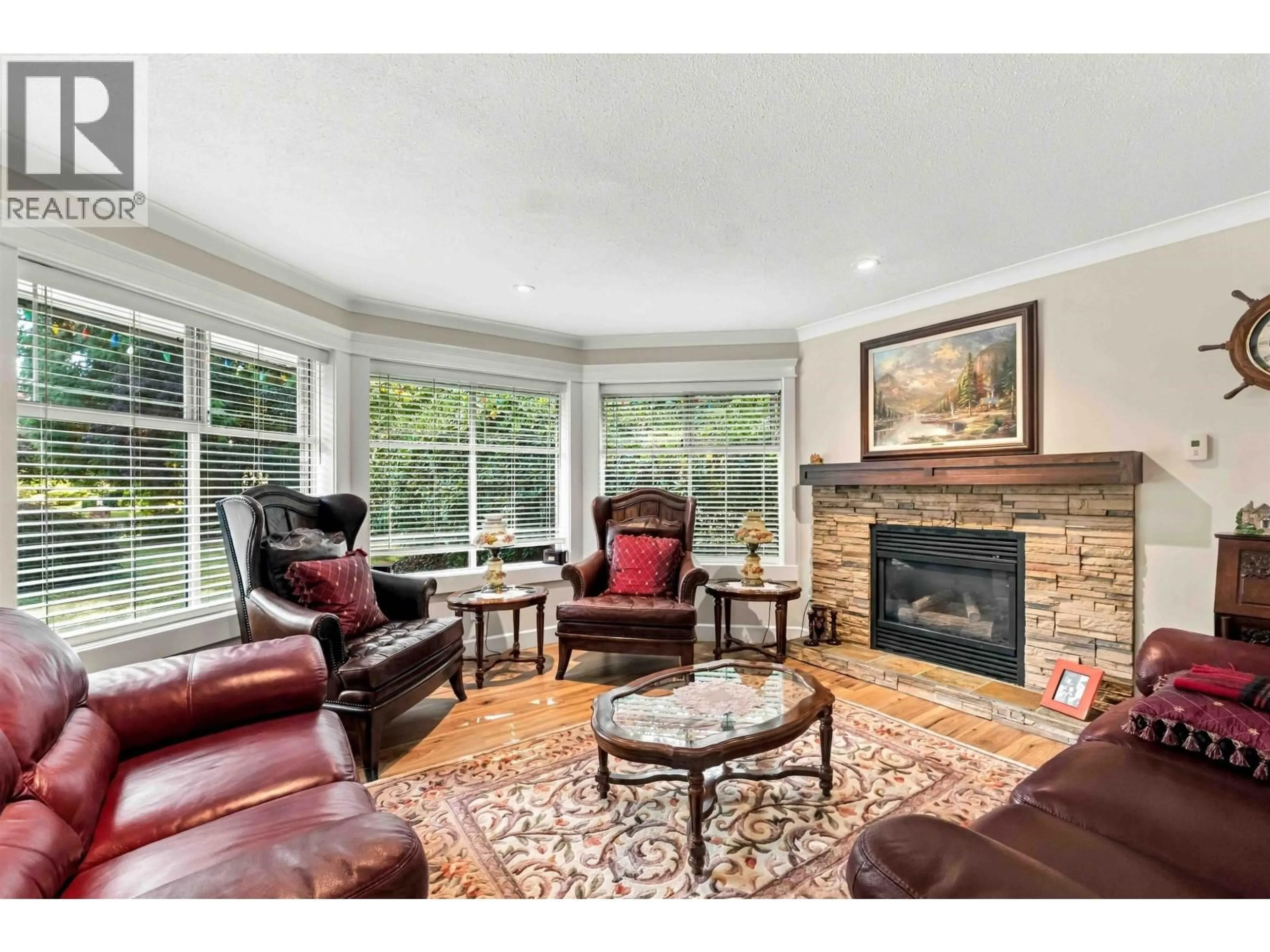 Living room with furniture, unknown for 11 - 23100 129 AVENUE, Maple Ridge British Columbia V2X0M5