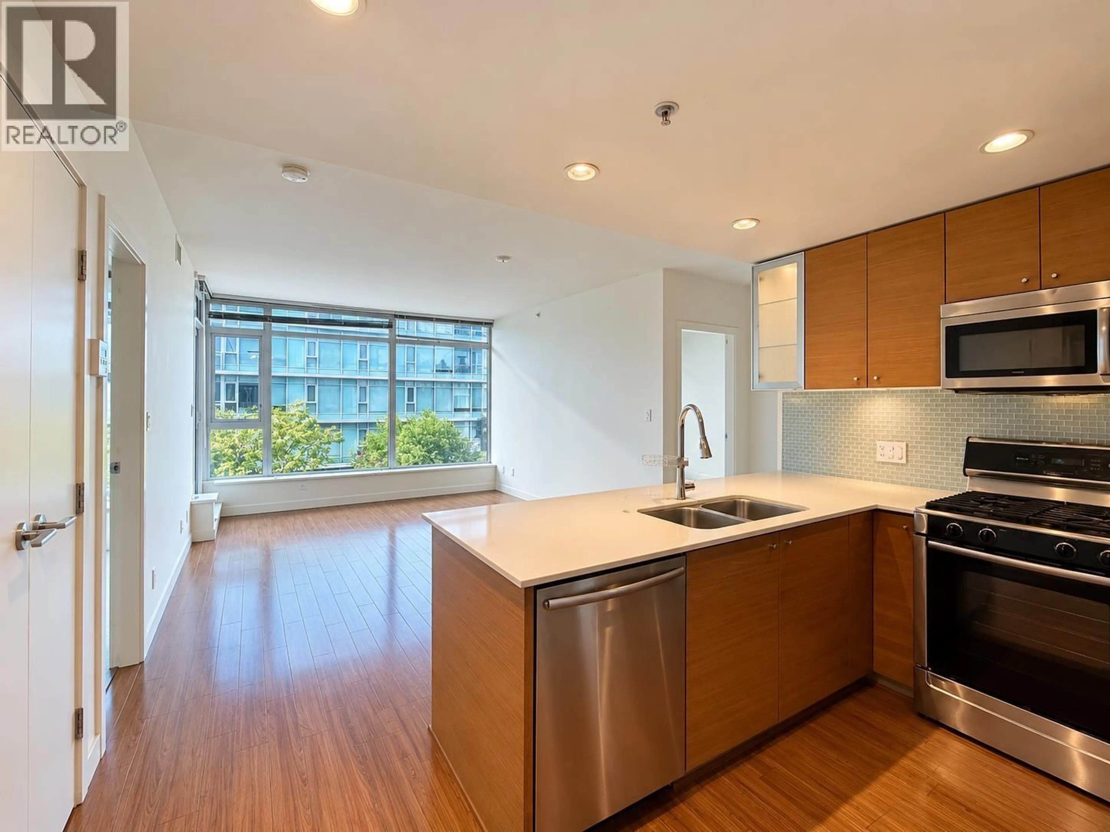 Standard kitchen, unknown for 807 - 5900 ALDERBRIDGE WAY, Richmond British Columbia V6X0B6