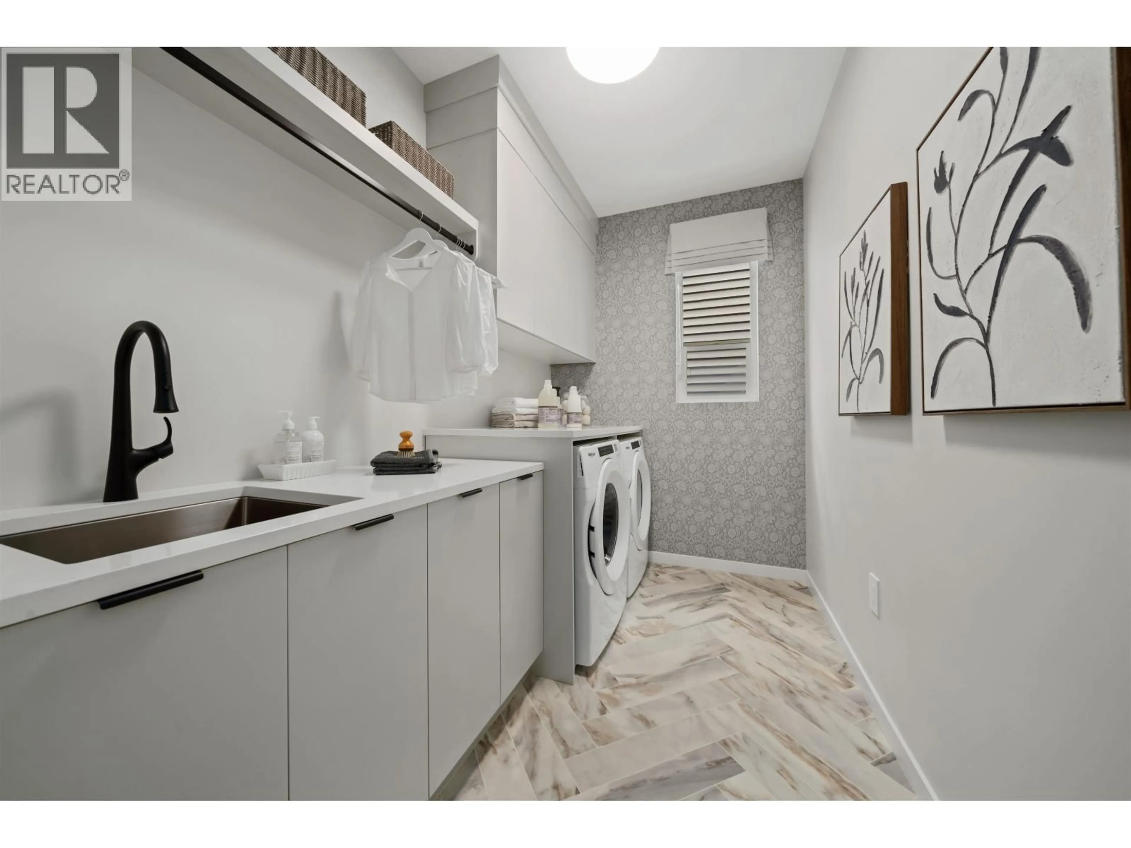 Laundry room for 11008 250A STREET, Maple Ridge British Columbia V2W1Z6