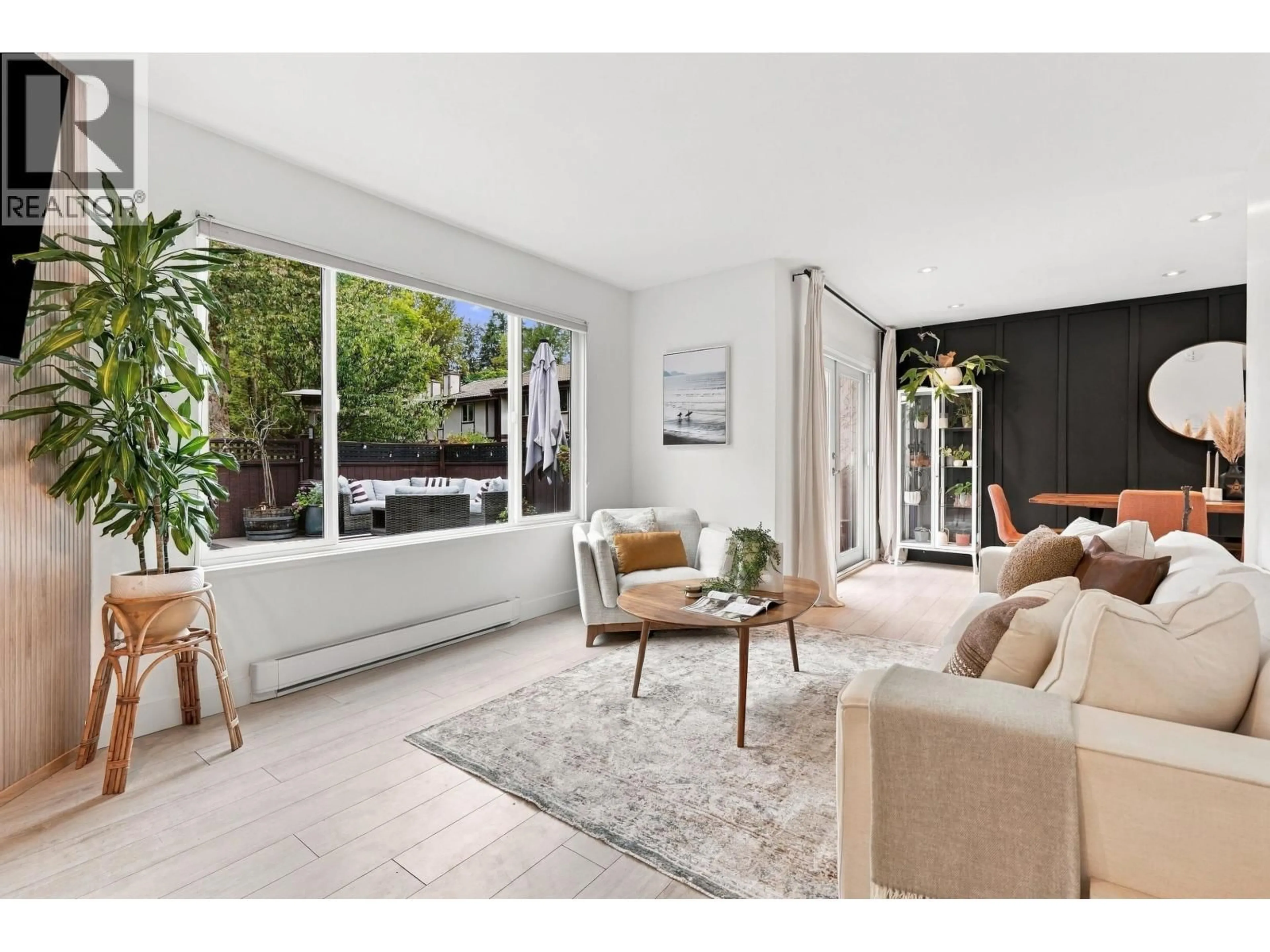 Living room with furniture, unknown for 102E - 3655 SHAUGHNESSY STREET, Port Coquitlam British Columbia V3B6C8