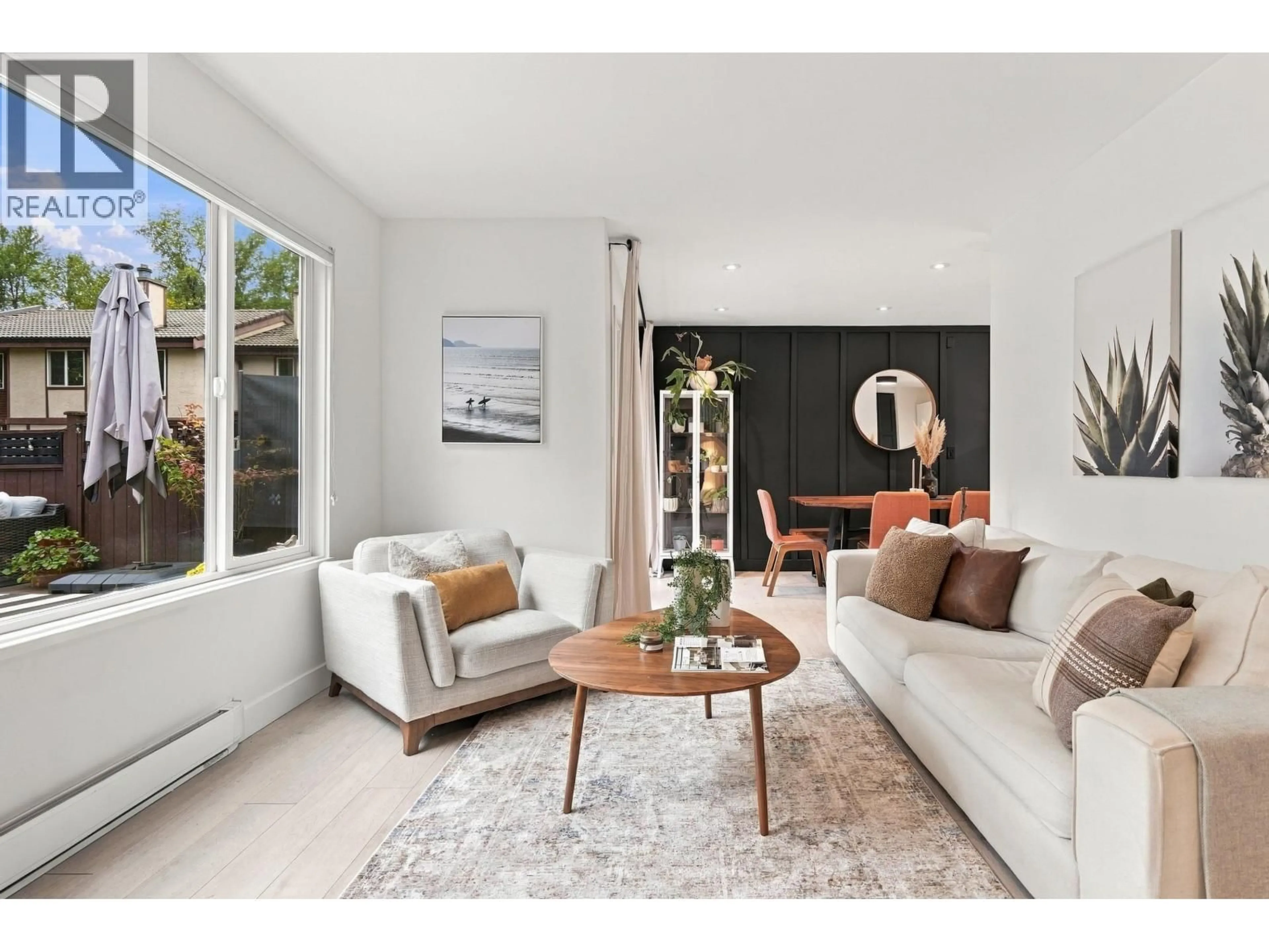 Living room with furniture, unknown for 102E - 3655 SHAUGHNESSY STREET, Port Coquitlam British Columbia V3B6C8
