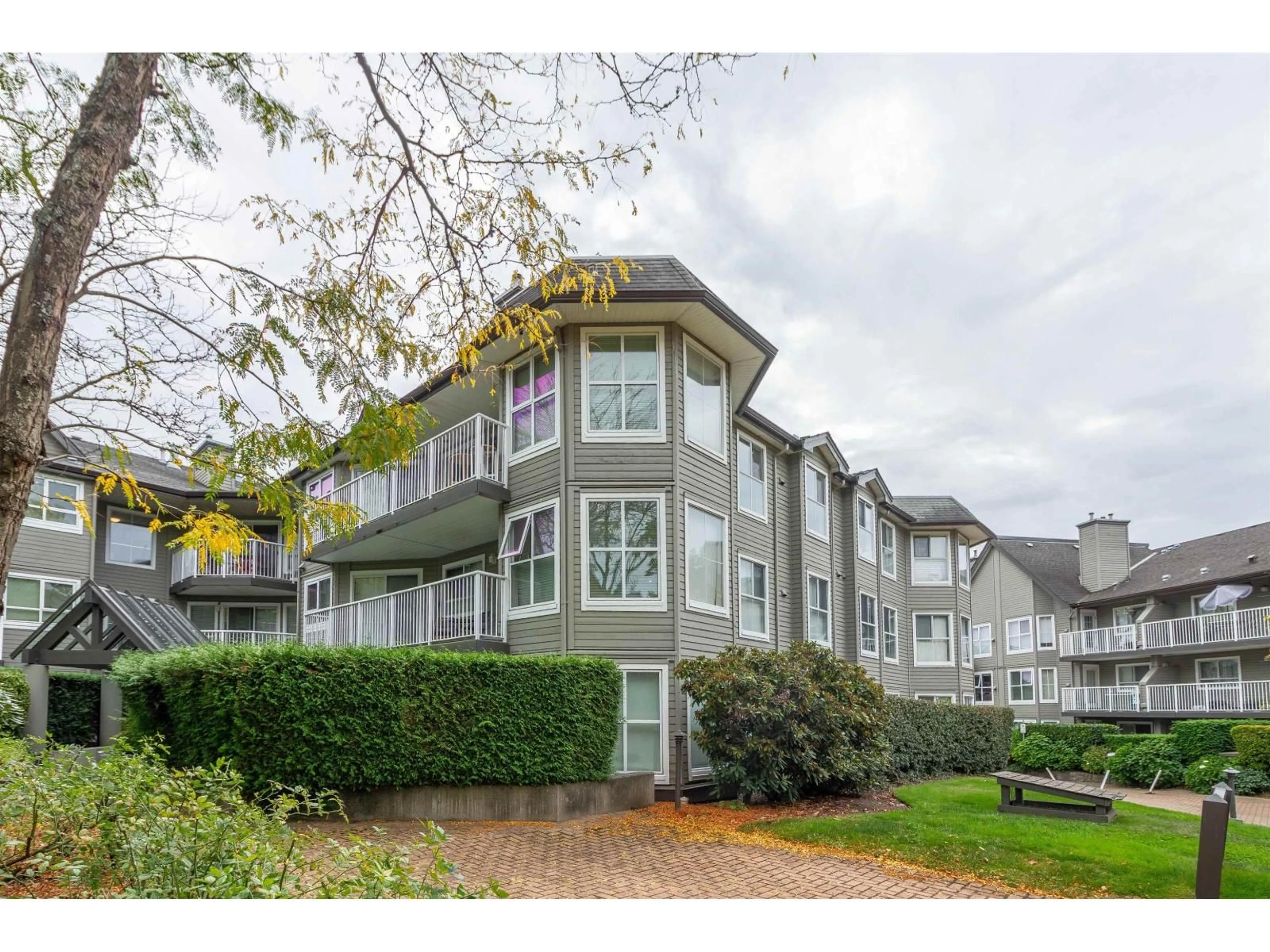 Unknown for 109 - 15120 108 AVENUE, Surrey British Columbia V3R0T7