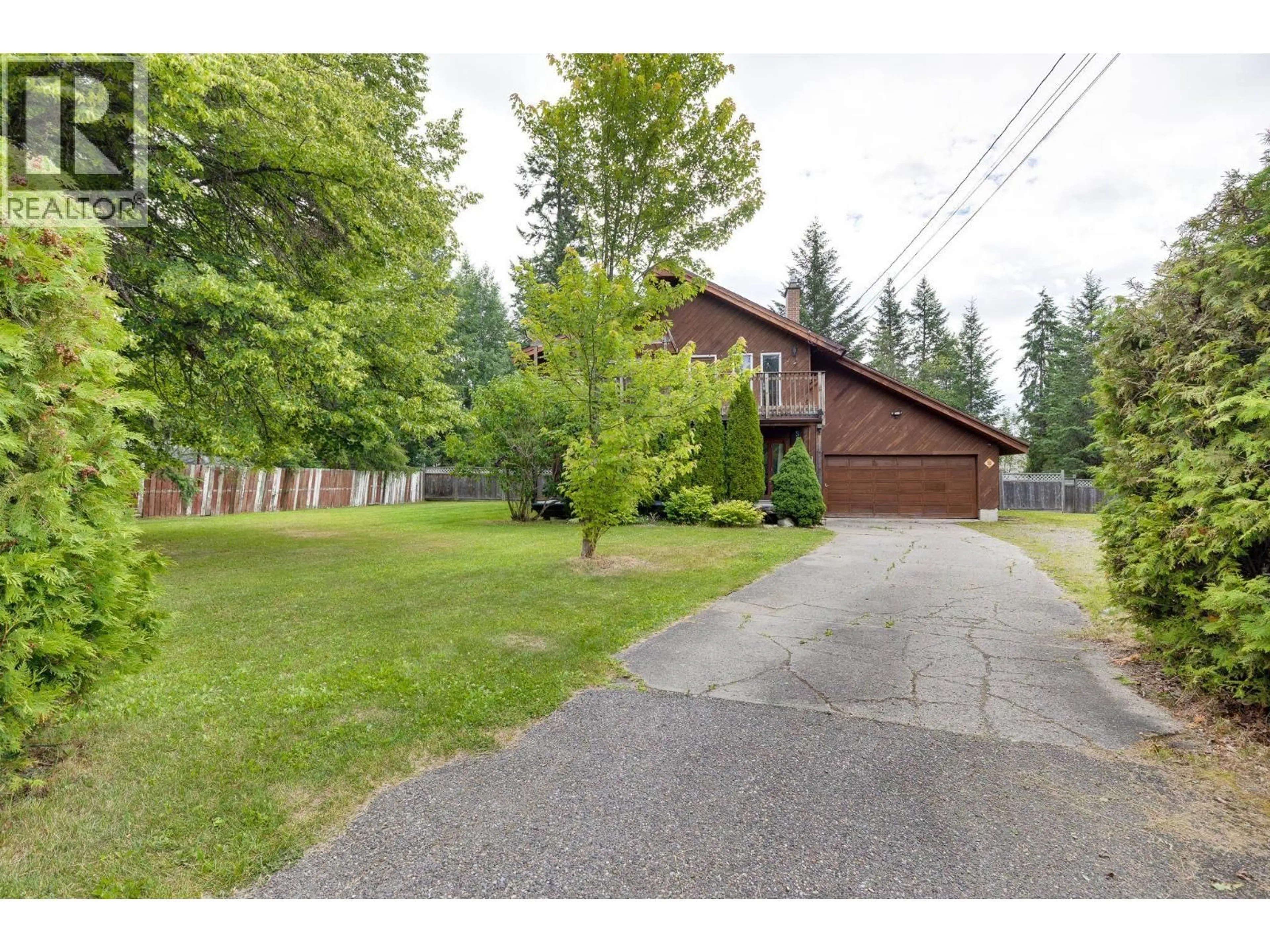 A pic from outside/outdoor area/front of a property/back of a property/a pic from drone, street for 5920 RIVERDALE CRESCENT, Prince George British Columbia V2K4Y7