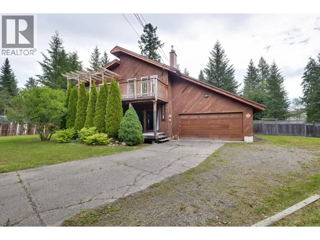 5920 RIVERDALE CRESCENT, Prince George 2