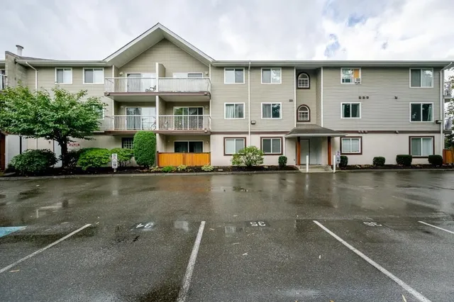 310 - 45222 WATSON ROAD, Chilliwack 2