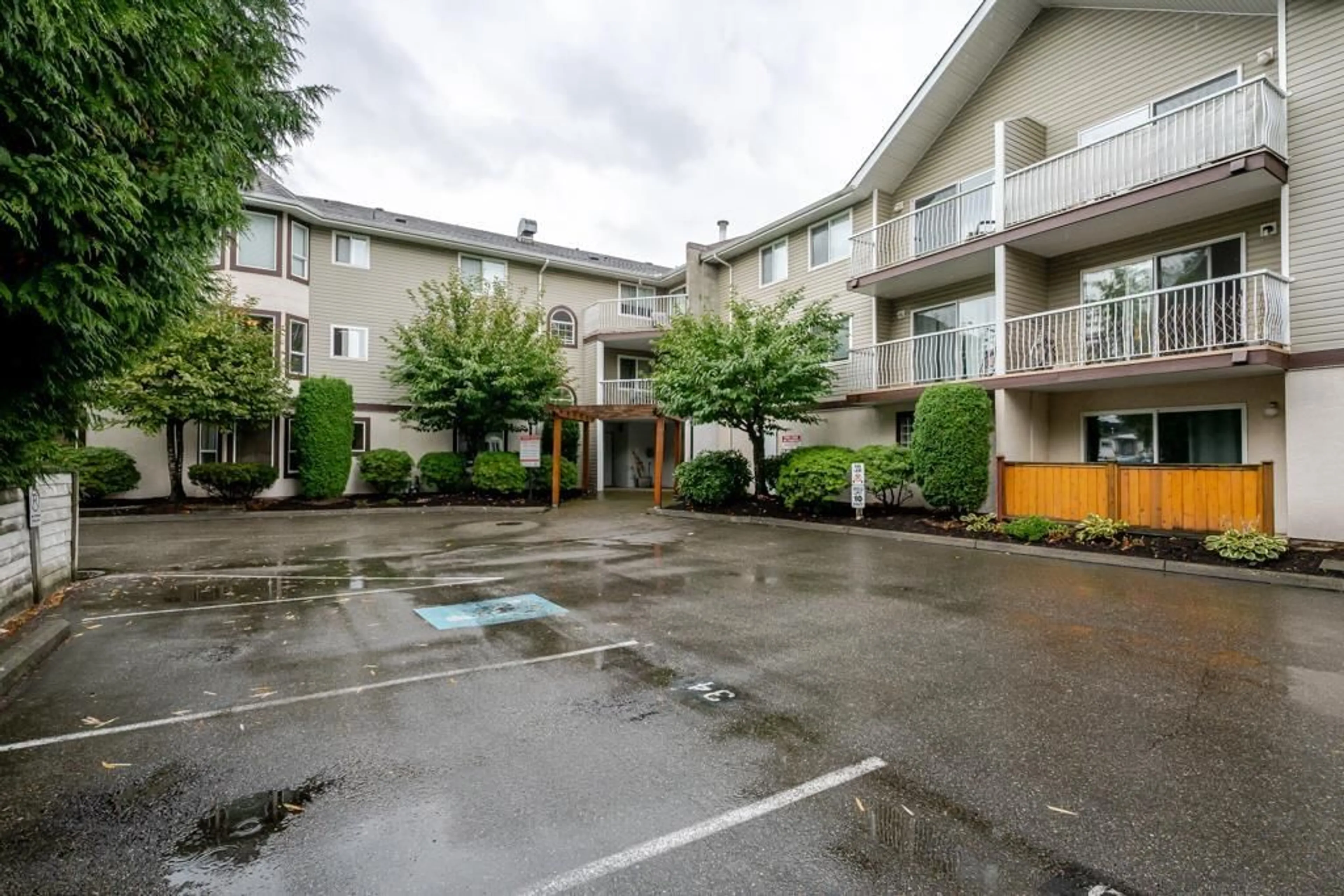 Patio, unknown for 310 - 45222 WATSON ROAD, Chilliwack British Columbia V2R3J4
