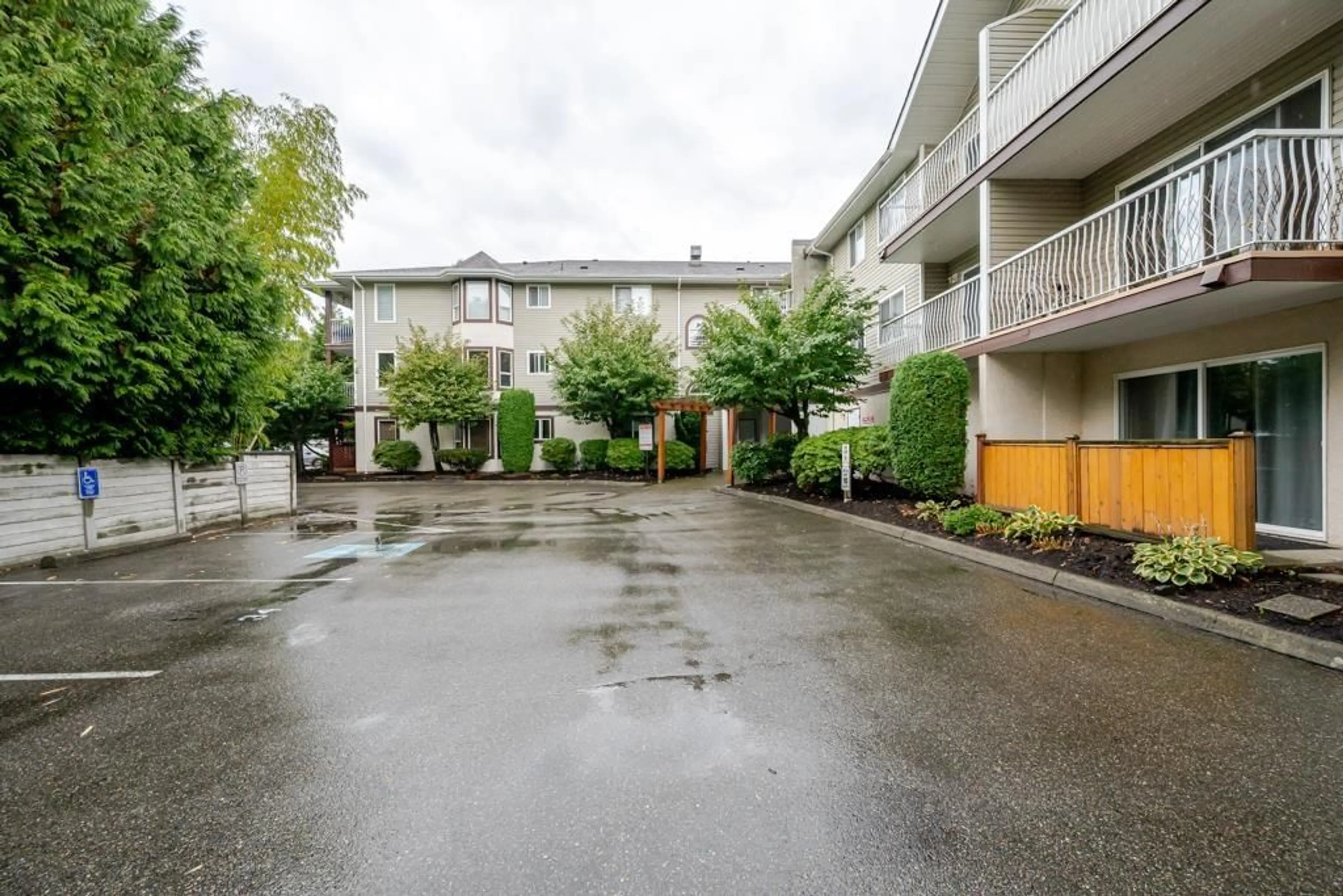 Patio, unknown for 310 - 45222 WATSON ROAD, Chilliwack British Columbia V2R3J4