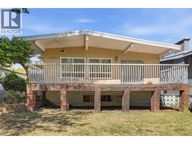 3055 ROSEMONT DRIVE, Vancouver 2
