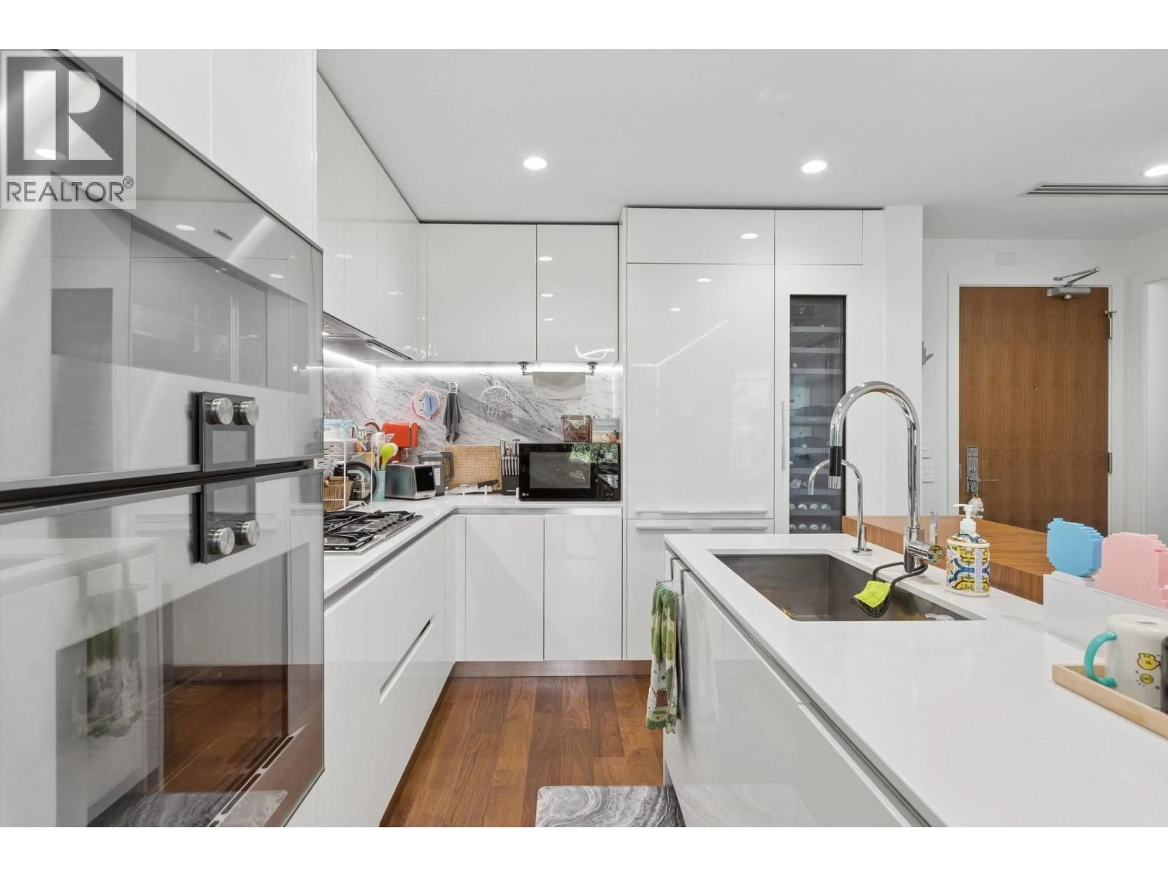 Contemporary kitchen, unknown for 203 - 7428 ALBERTA STREET, Vancouver British Columbia V5X0J5