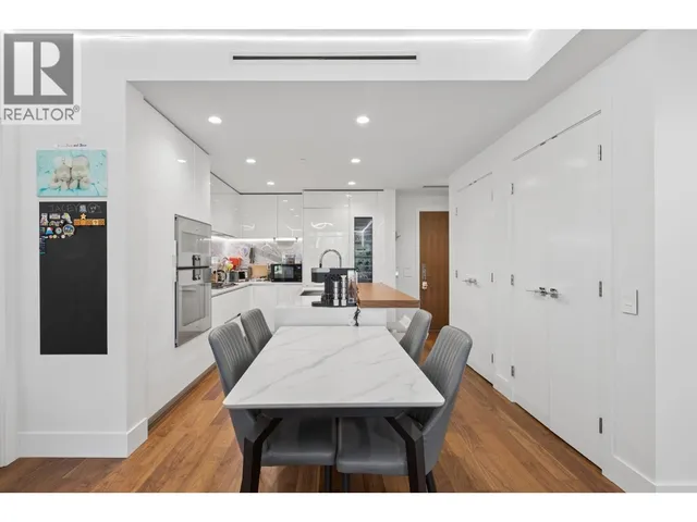203 - 7428 ALBERTA STREET, Vancouver 4