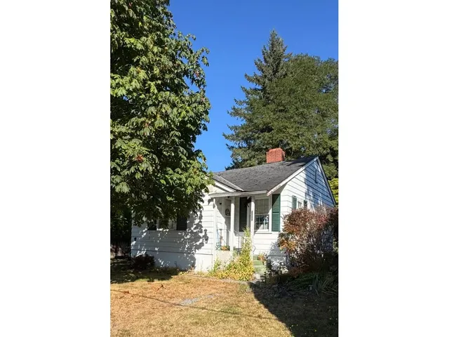 2742 MAPLE STREET, Abbotsford 1