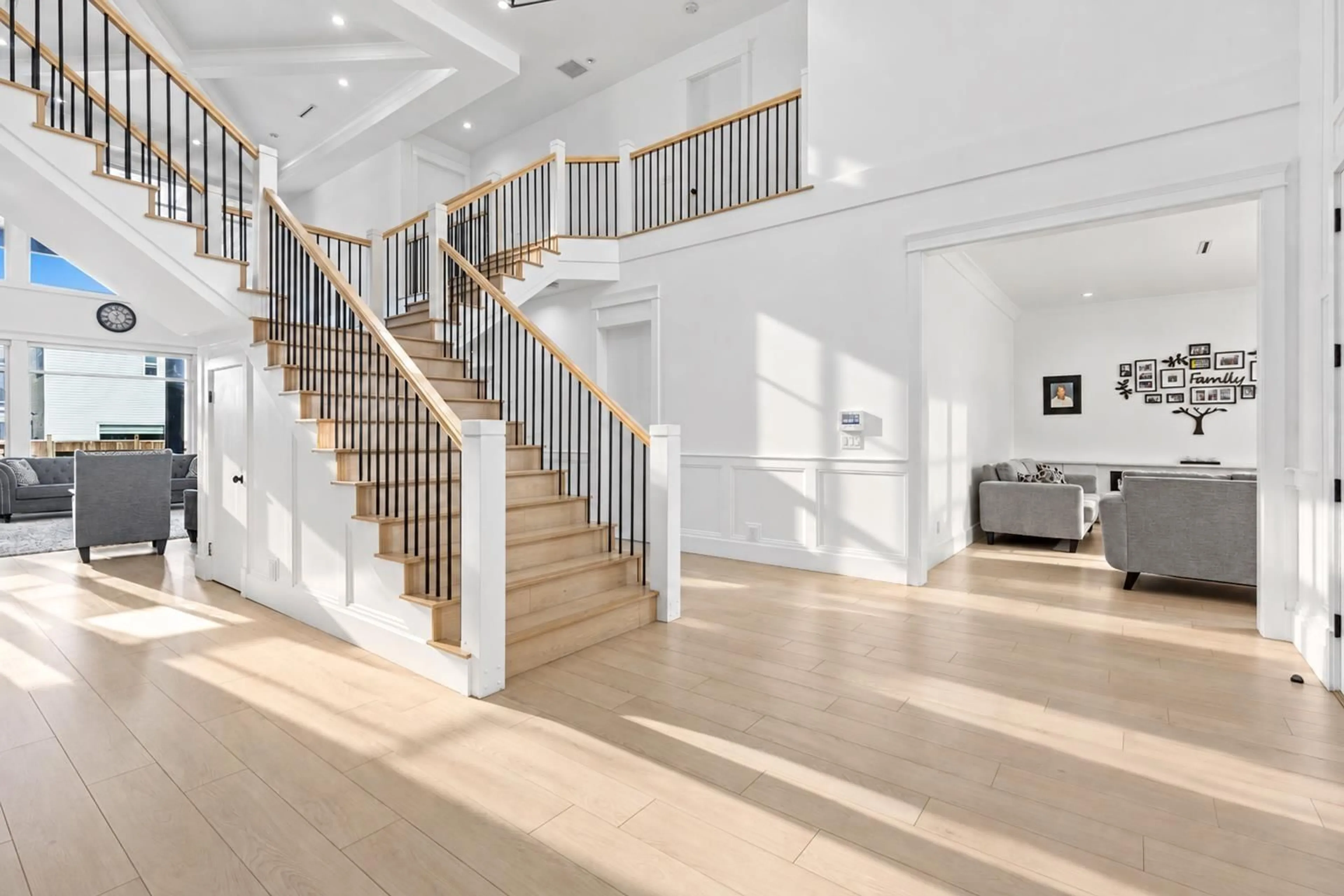 Indoor foyer for 23697 OLD YALE ROAD, Langley British Columbia V2Z2K4